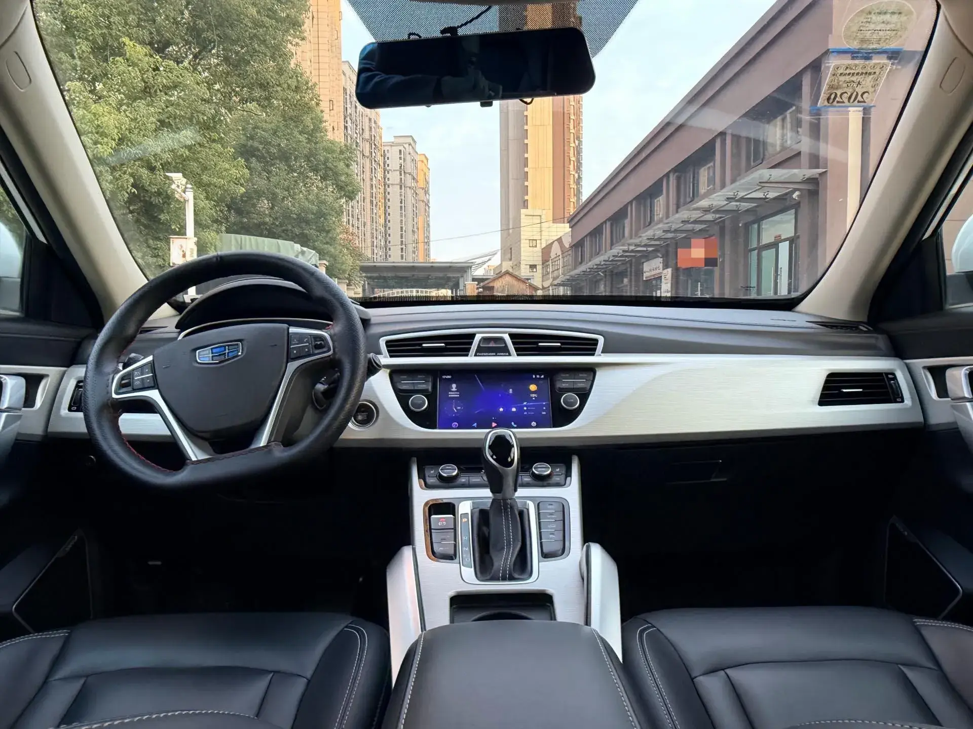 2018 GEELY AZKARRA thumbnail 4