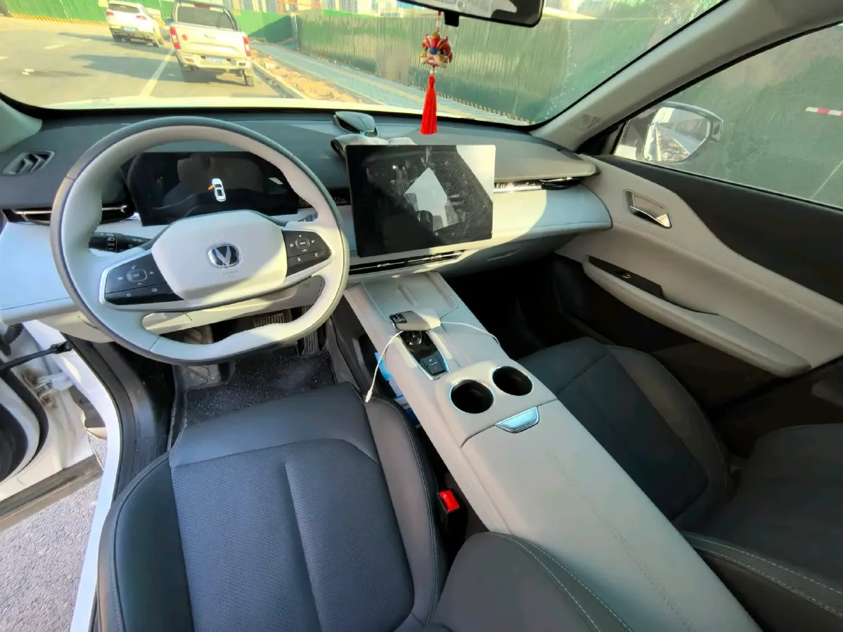 2025 ChangAn UNI-Z 1.5T 188HP L4 7DCT,autocango,china used car exporter,china ev exporter,chinese used car exporter,chinese used ev exporter