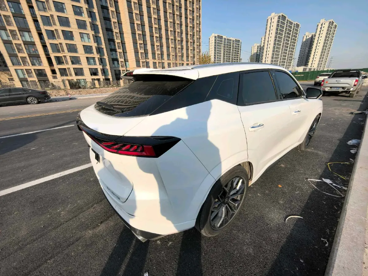 2025 ChangAn UNI-Z 1.5T 188HP L4 7DCT,autocango,china used car exporter,china ev exporter,chinese used car exporter,chinese used ev exporter