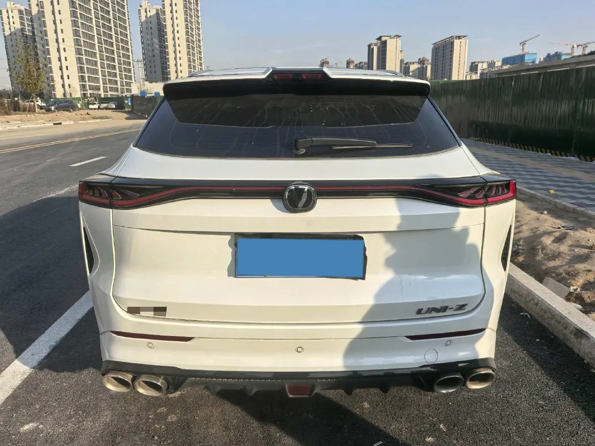2025 ChangAn UNI-Z 1.5T 188HP L4 7DCT,autocango,china used car exporter,china ev exporter,chinese used car exporter,chinese used ev exporter