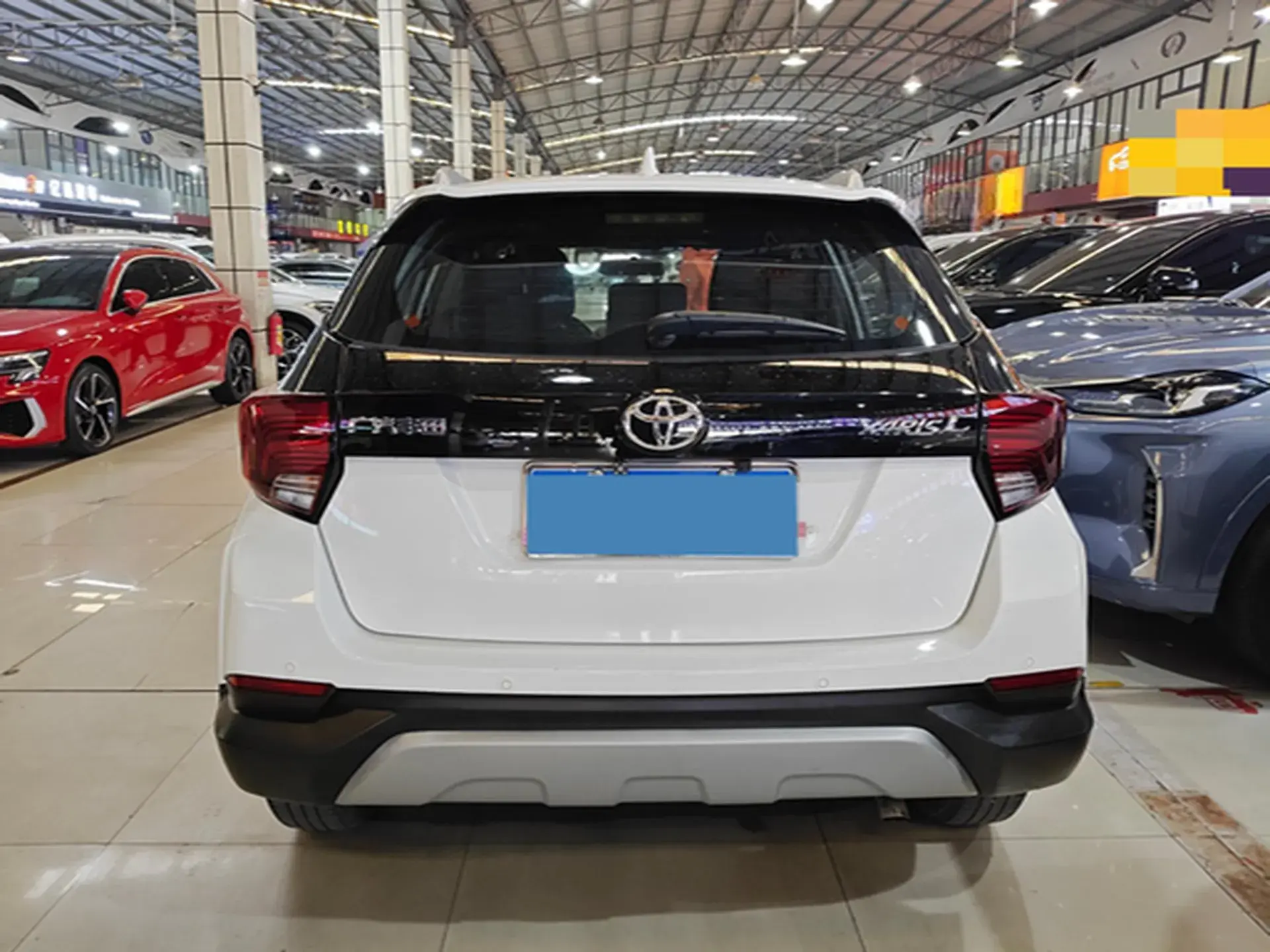 2022 TOYOTA YARIS thumbnail 4