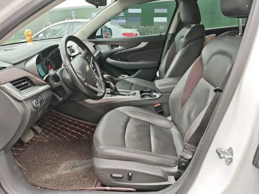 2018 CHEVROLET MALIBU thumbnail 4