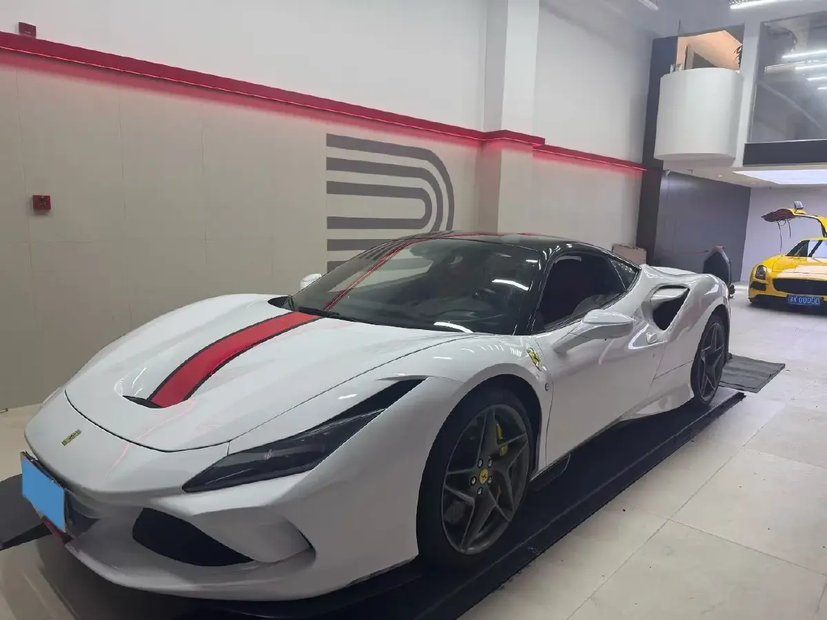 2019 Ferrari F8 3.9T 720HP V8 7DCT