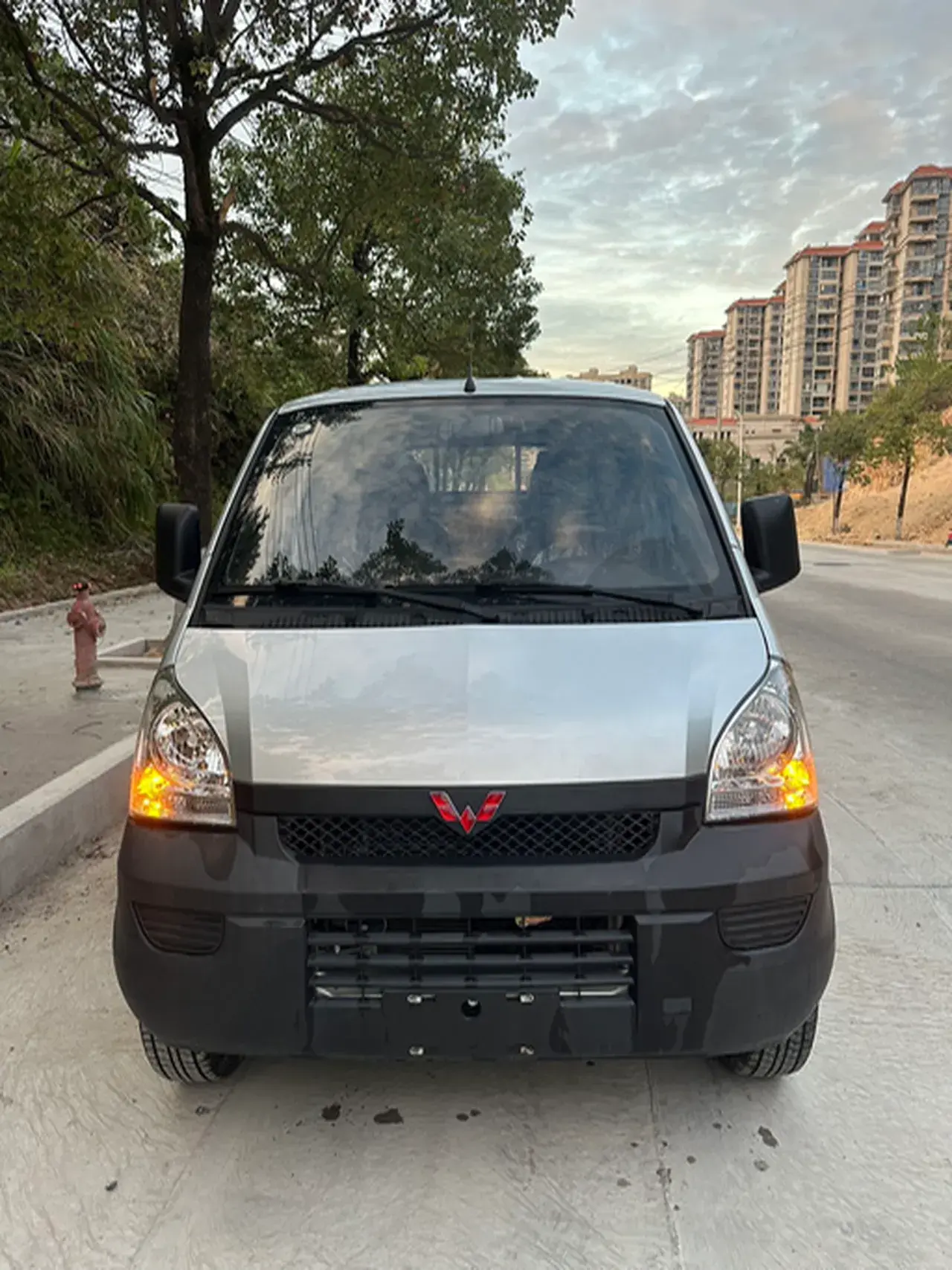 2022 WULING RONGGUANG thumbnail 2
