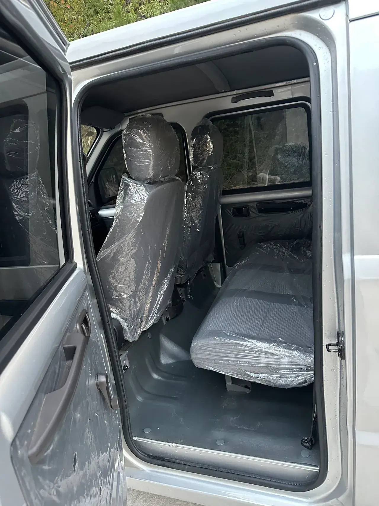 2022 WULING RONGGUANG thumbnail 4