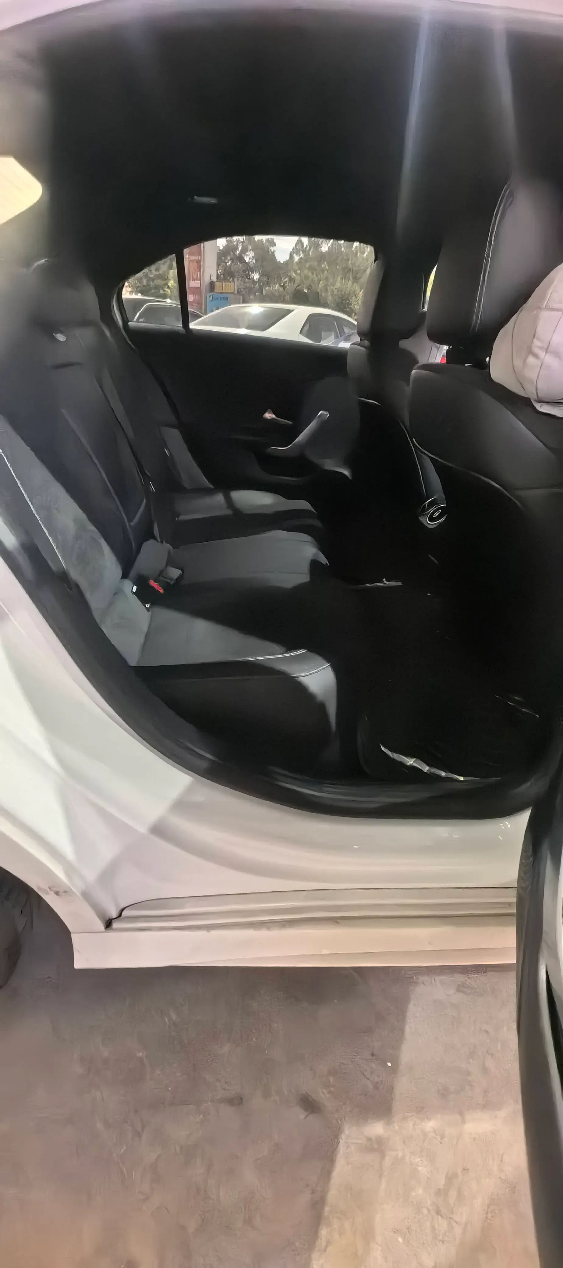 2022 MERCEDES-BENZ A thumbnail 4