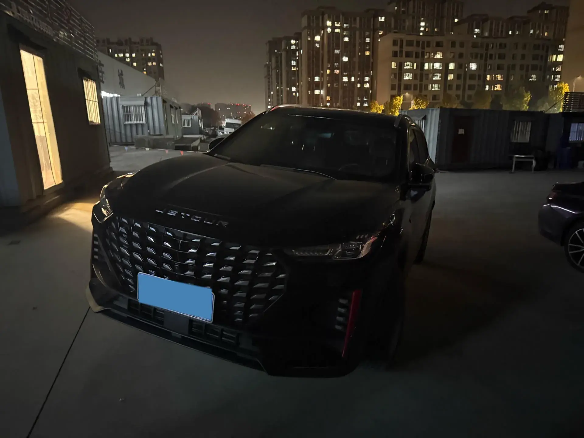 2023 JETOUR X70 view 1