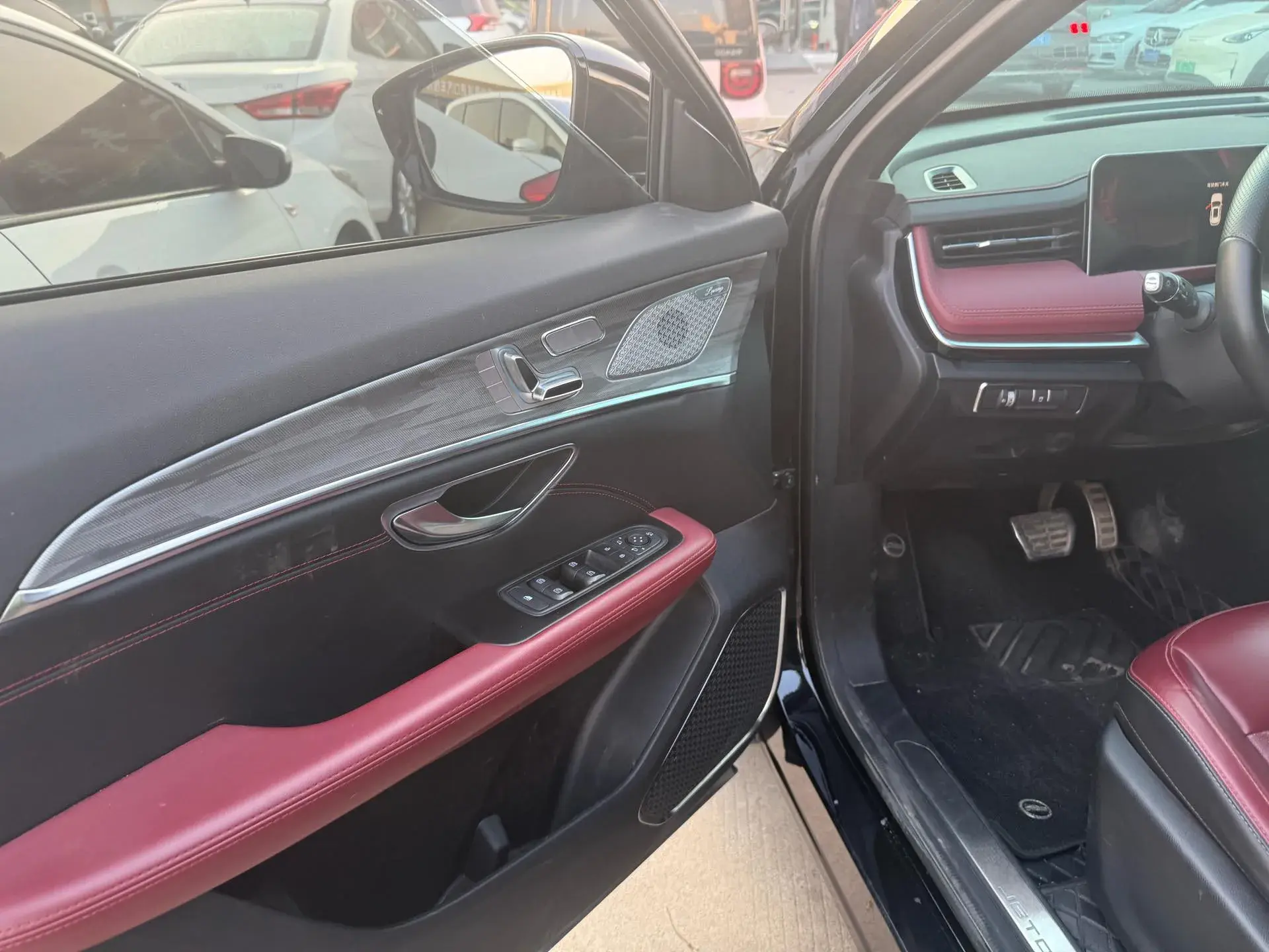 2023 JETOUR X70 thumbnail 3