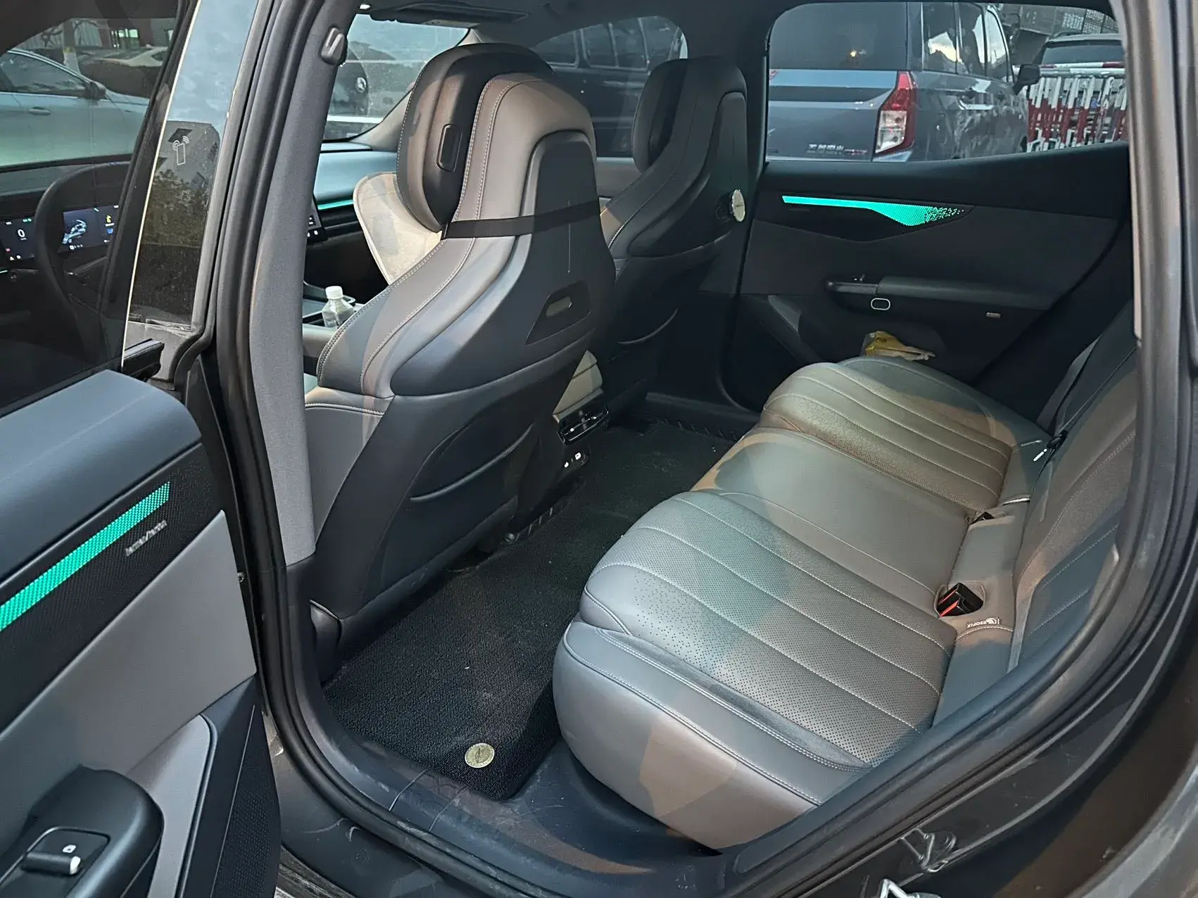 2024 LYNK&CO 07 thumbnail 4