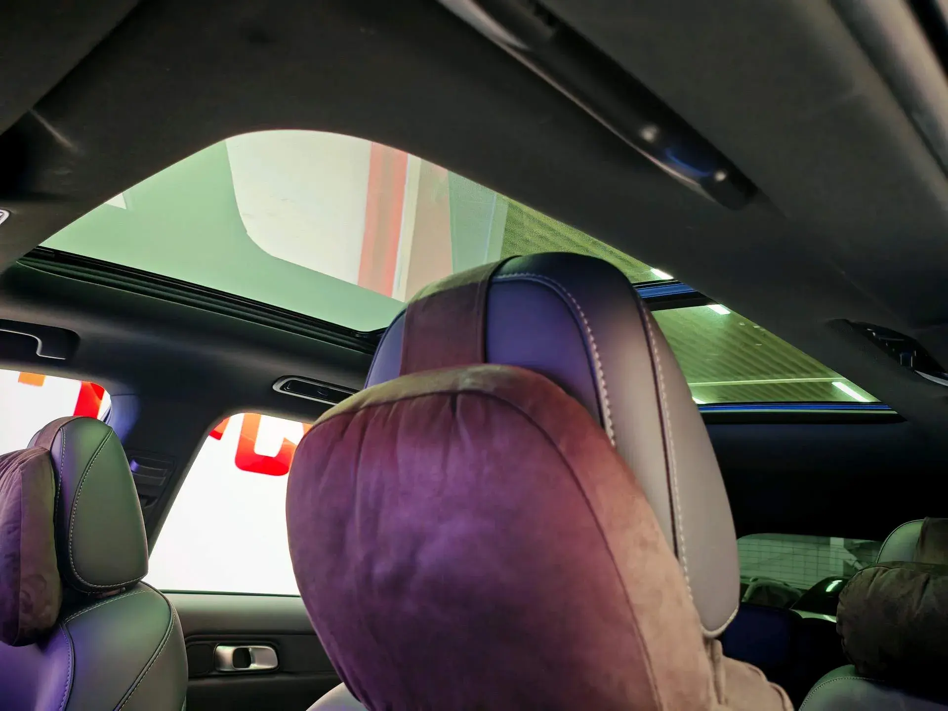 2021 LI ONE thumbnail 4