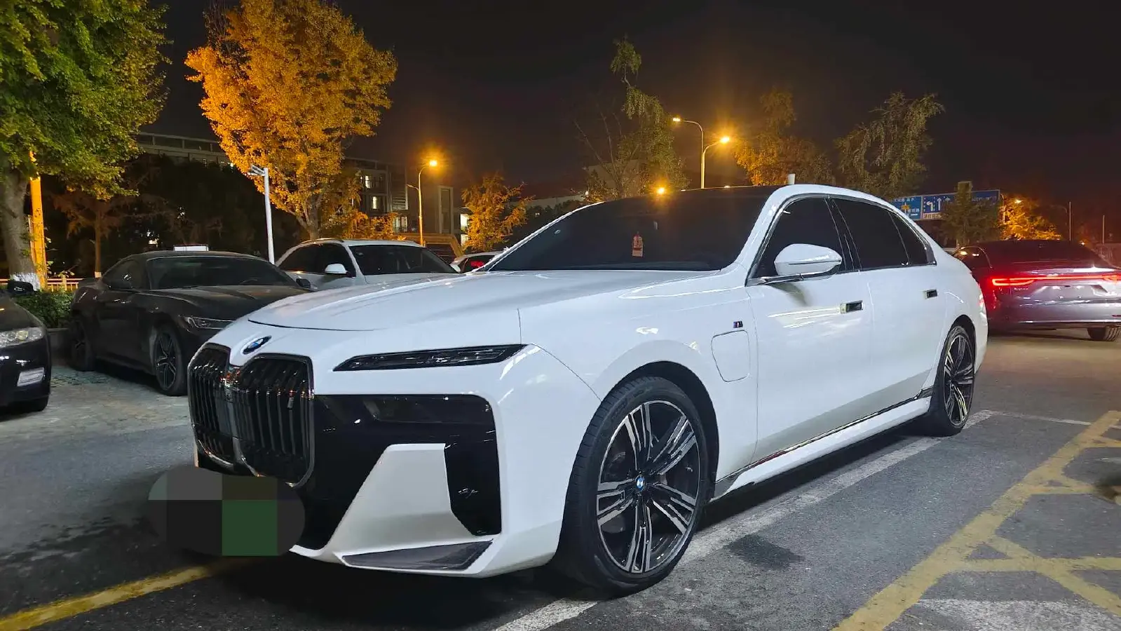 2023 BMW i7 BEV 101.7KWH