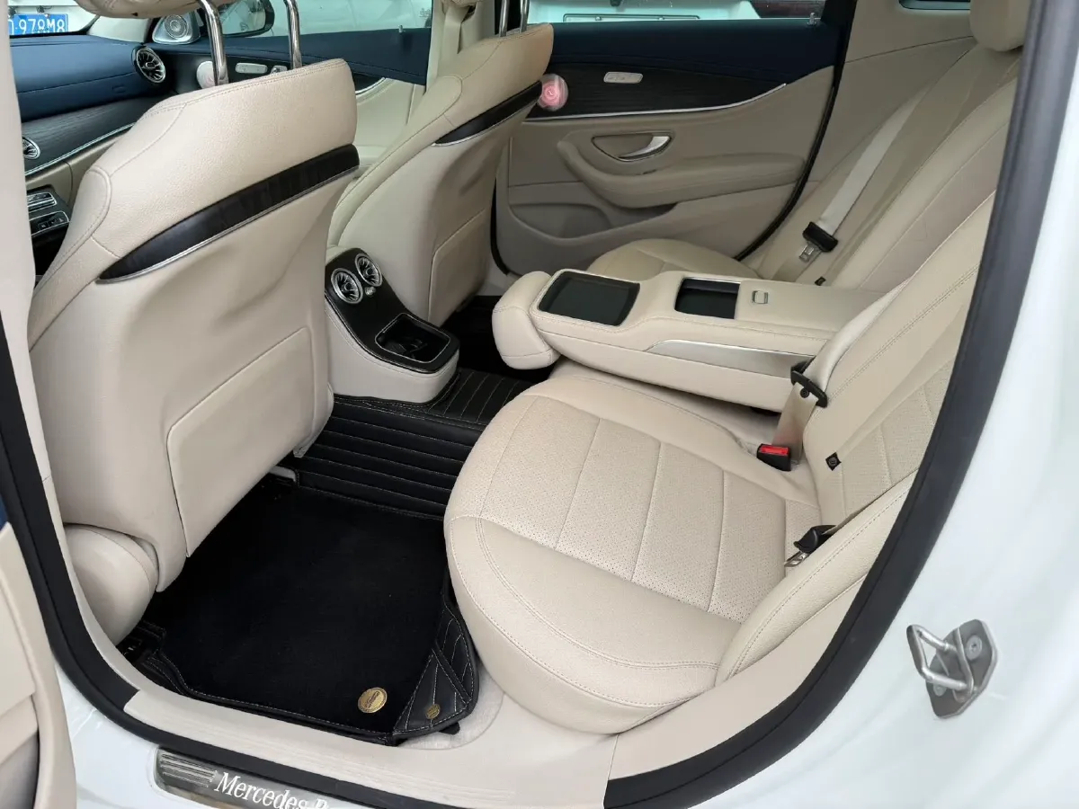 2023 Mercedes-Benz E Class 2.0T 258HP L4 9AT,autocango,china used car exporter,china ev exporter,chinese used car exporter,chinese used ev exporter
