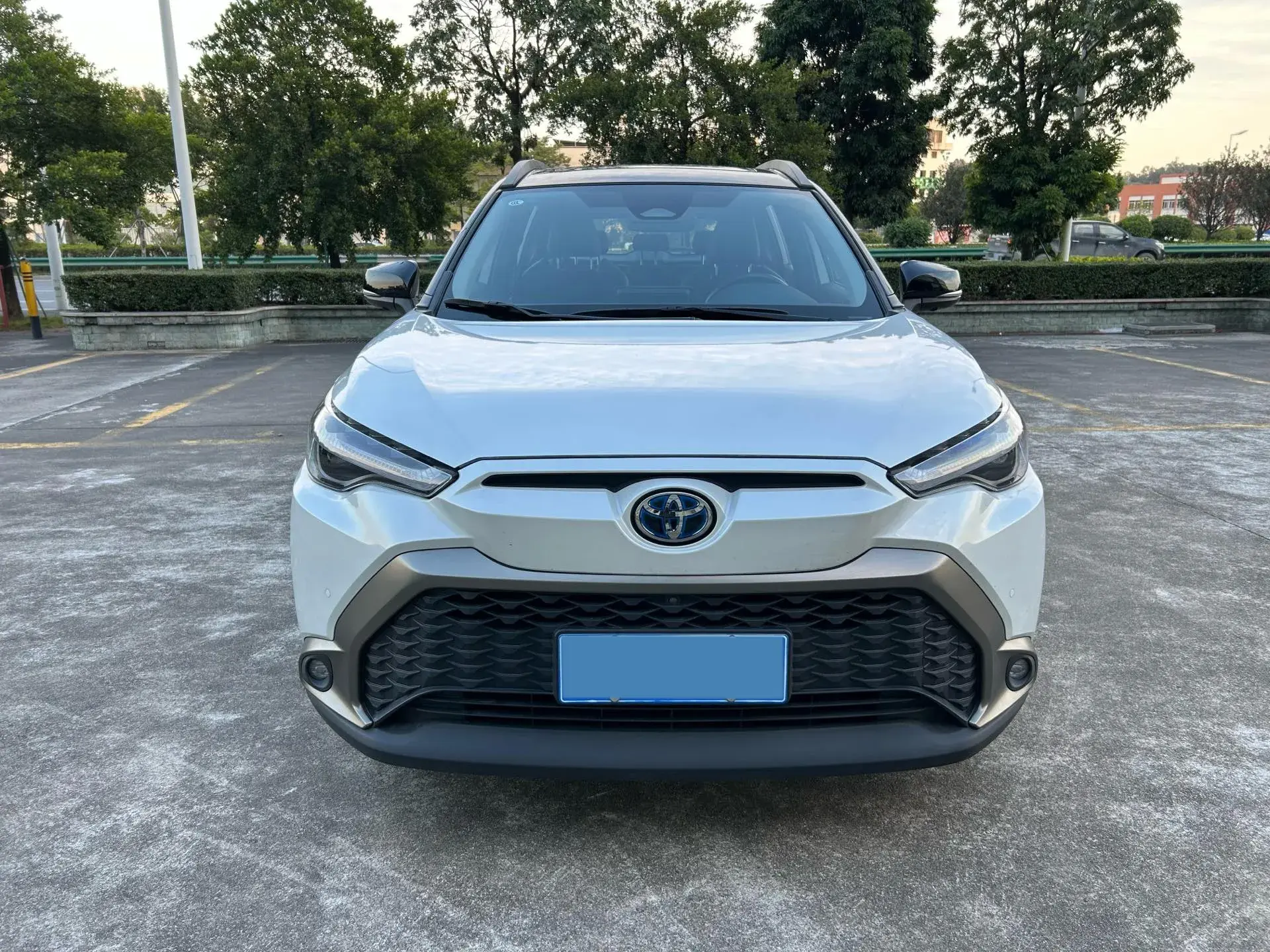 2023 TOYOTA FRONTLANDER thumbnail 2