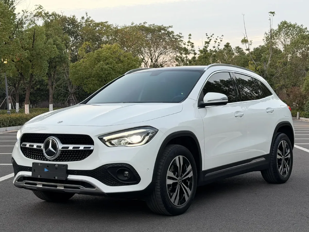 2020 Mercedes-Benz GLA Class 1.3T 163HP L4 7DCT,autocango,china used car exporter,china ev exporter,chinese used car exporter,chinese used ev exporter