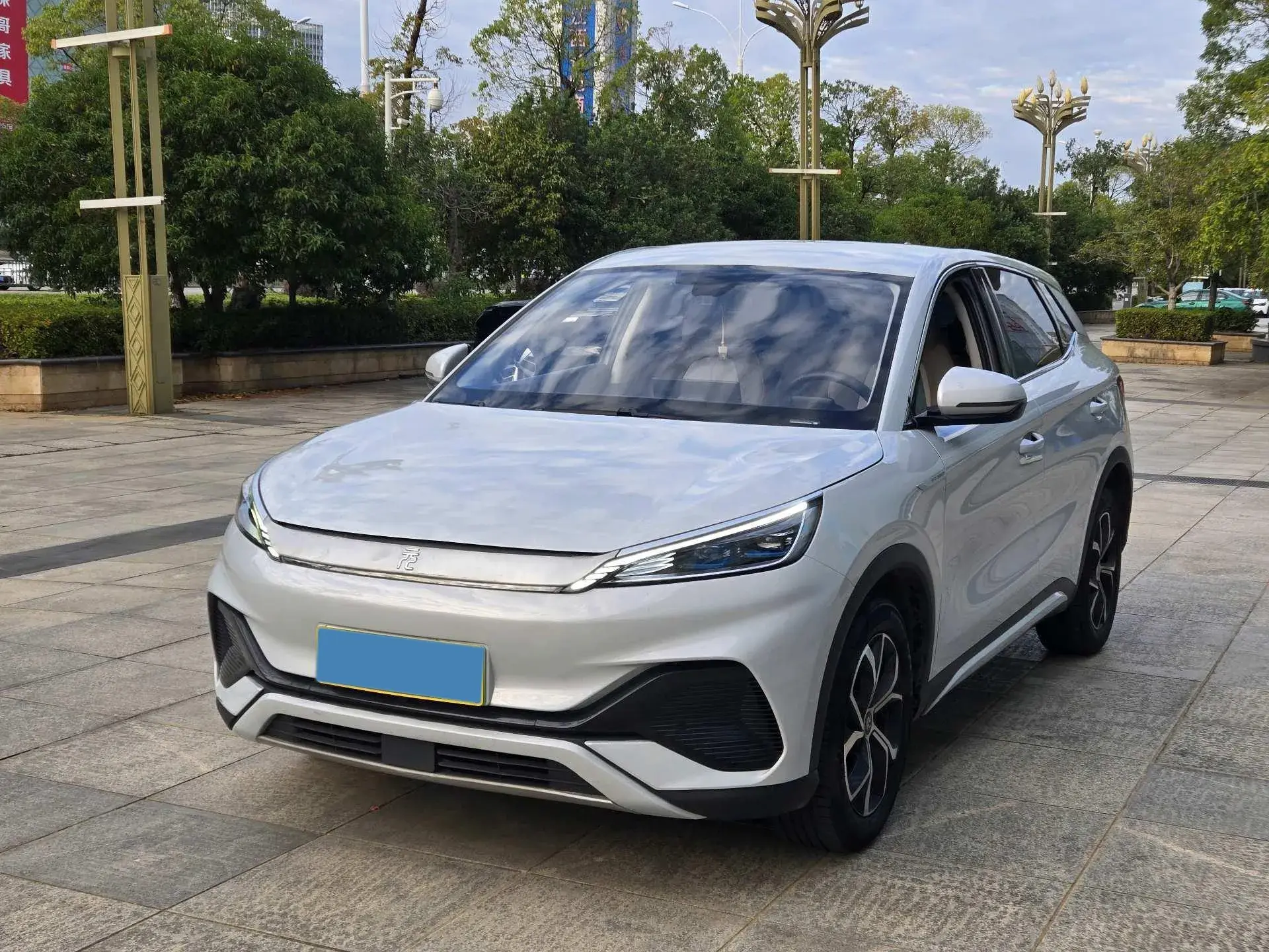 2023 BYD YUAN view 1