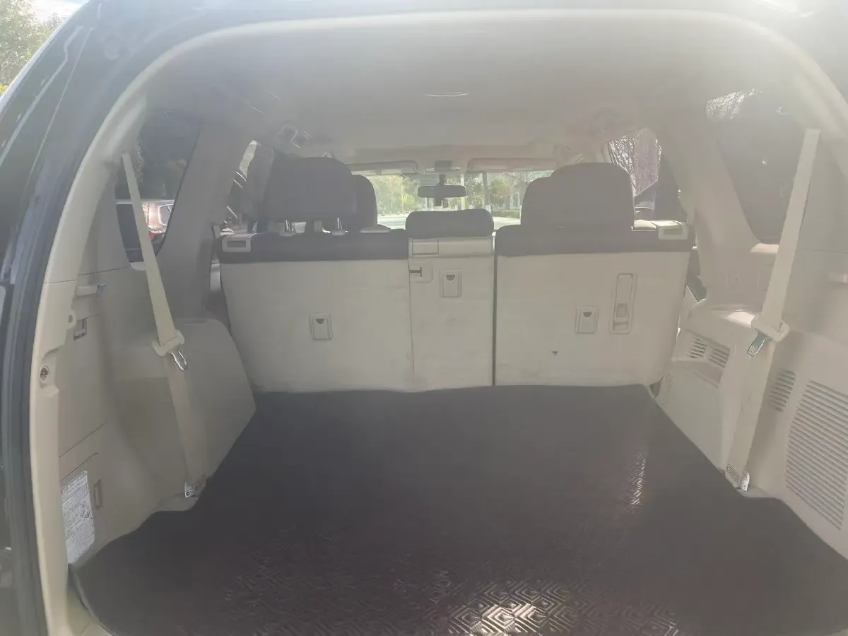 2020 Toyota Yaris 1.6T 261HP L3 6MT,autocango,china used car exporter,china ev exporter,chinese used car exporter,chinese used ev exporter