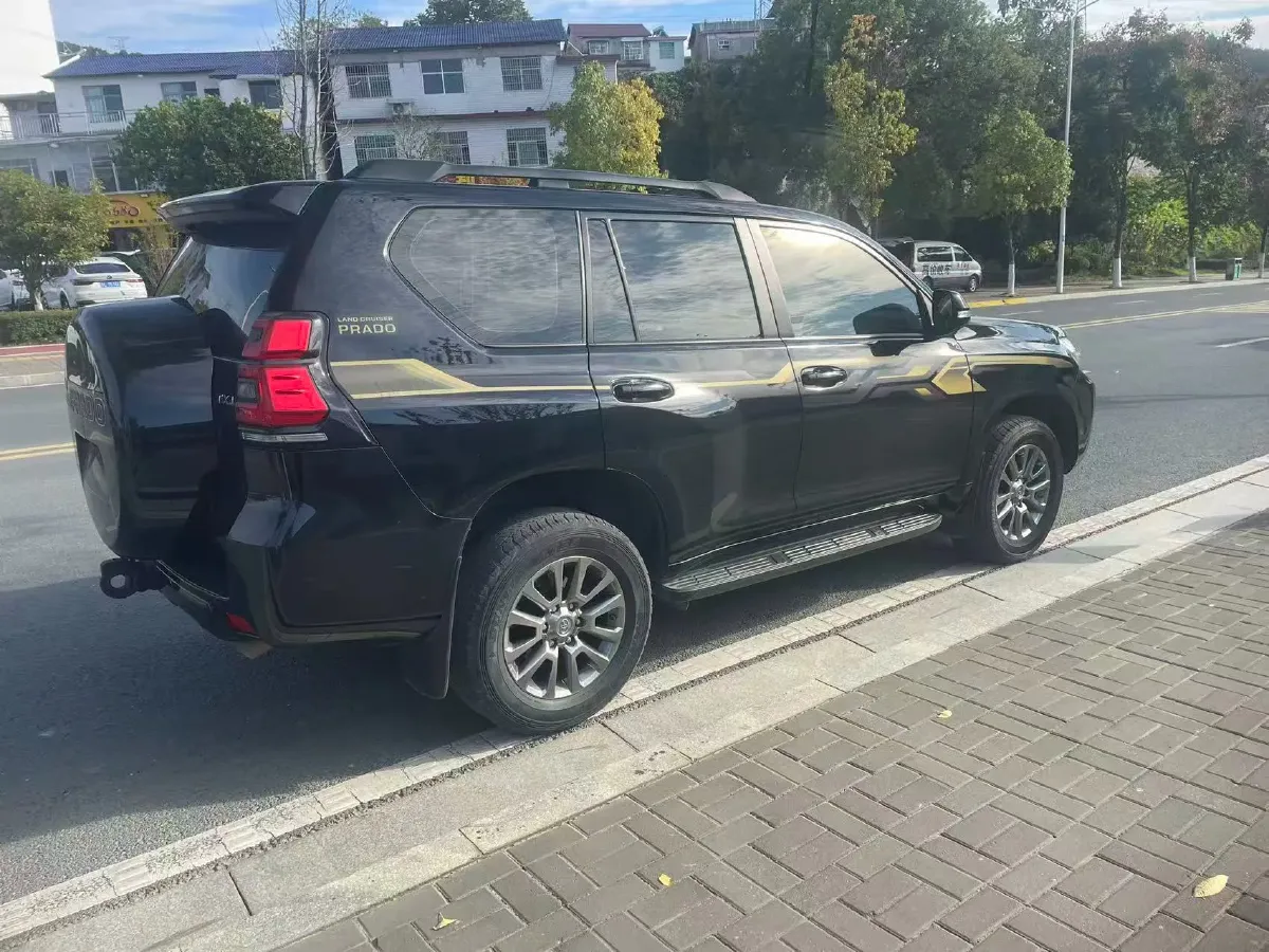 2020 Toyota Yaris 1.6T 261HP L3 6MT,autocango,china used car exporter,china ev exporter,chinese used car exporter,chinese used ev exporter