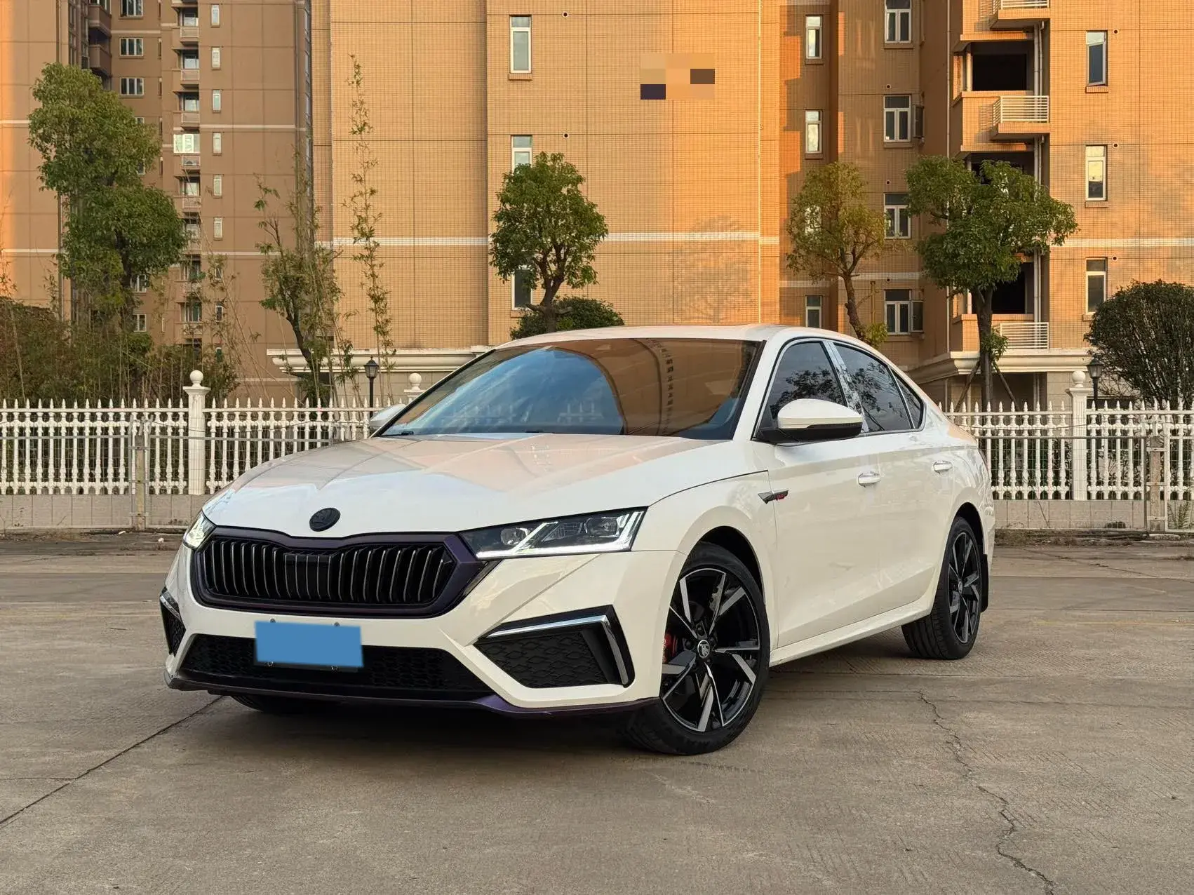 2021 SKODA OCTAVIA view 1