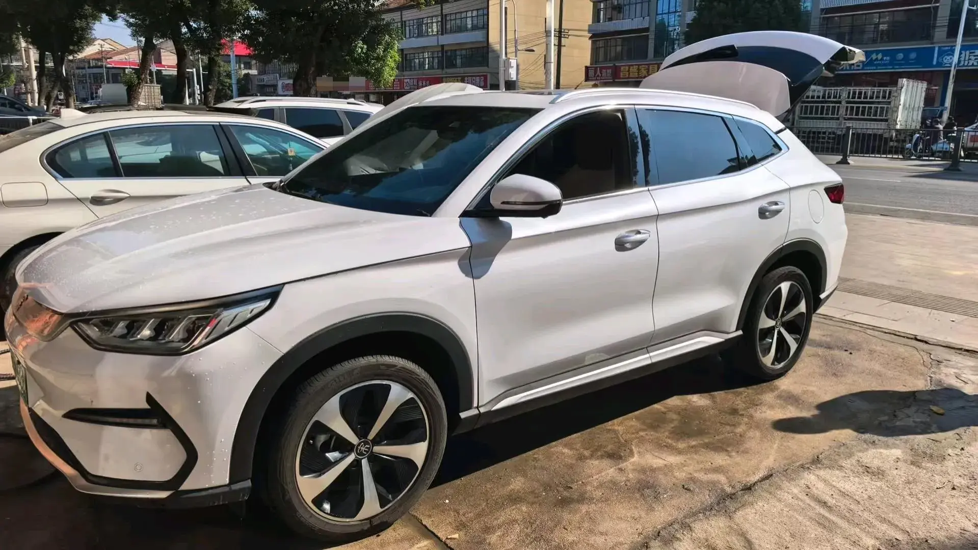 2021 BYD SONG view 1