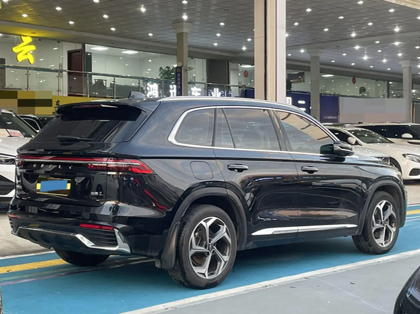 2021 GEELY MONJARO thumbnail 4