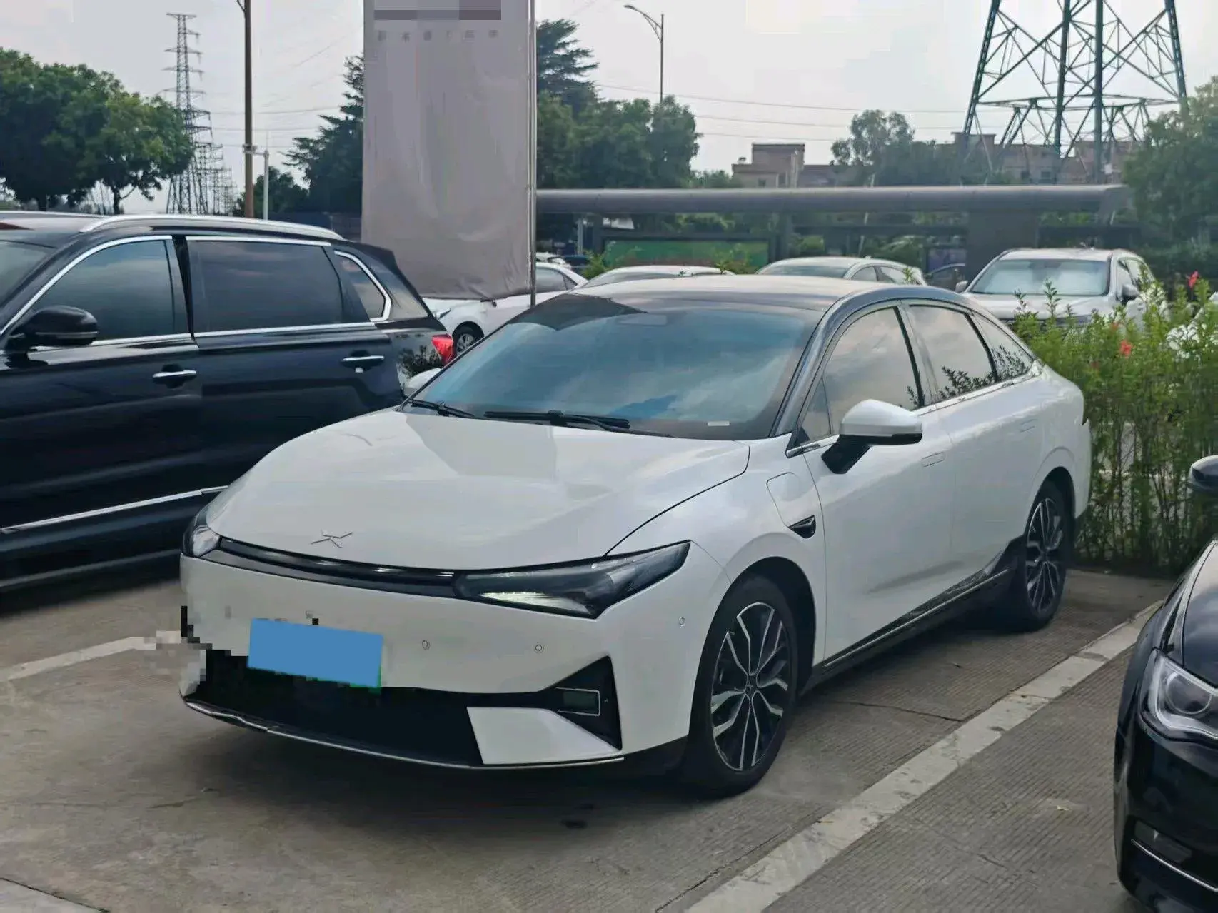 2021 XPENG P5 view 1