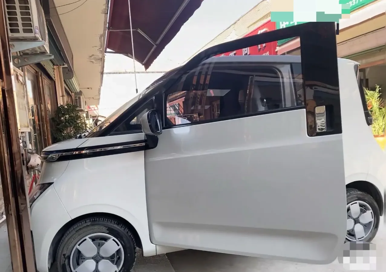 2023 WuLing Air ev BEV 28.4KWH,autocango,china used car exporter,china ev exporter,chinese used car exporter,chinese used ev exporter