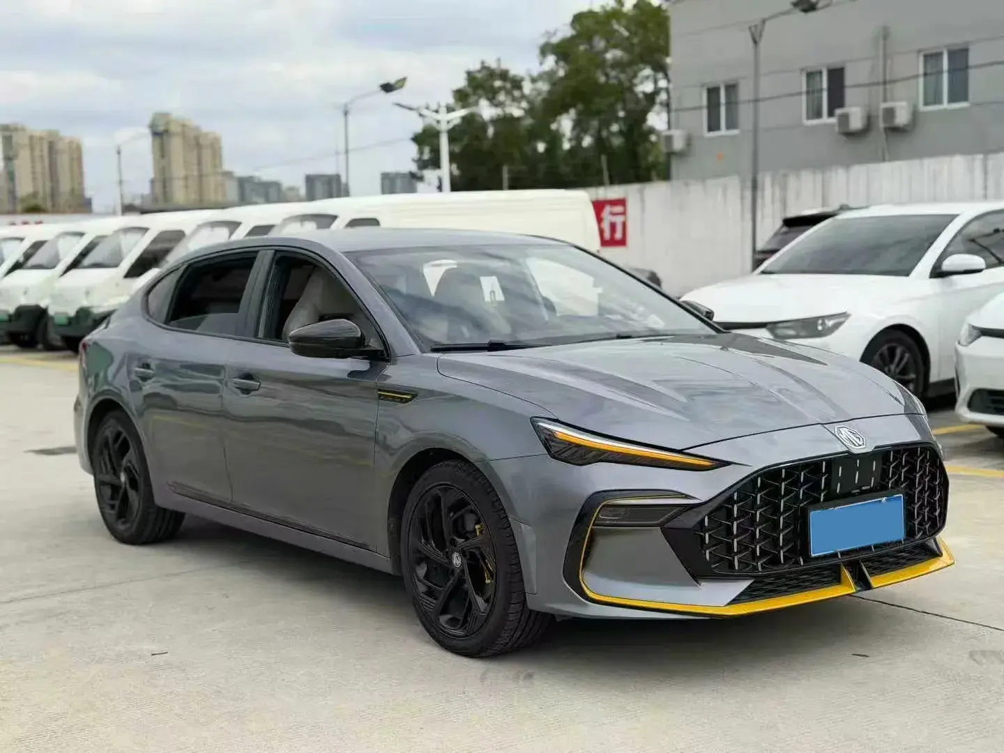 2021 MG MG6 thumbnail 3