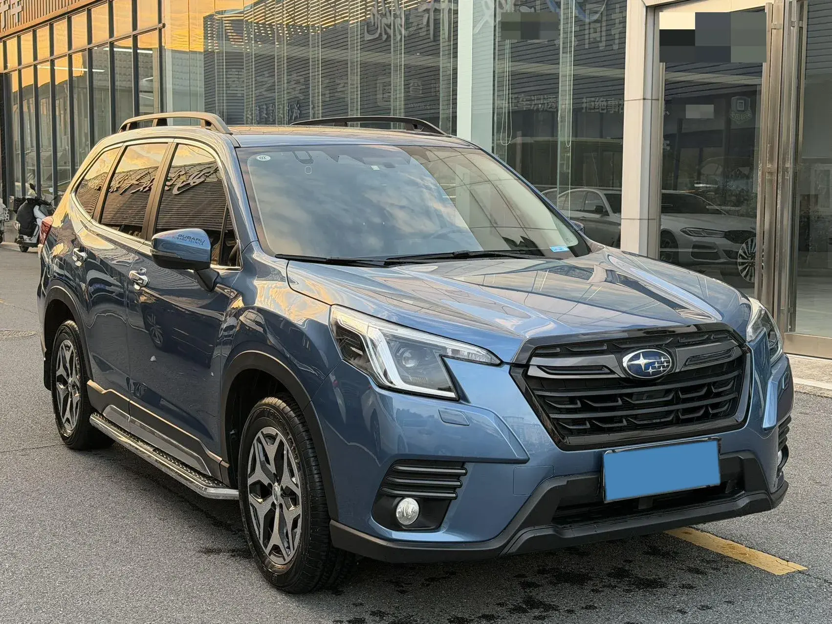 2021 SUBARU FORESTER thumbnail 3