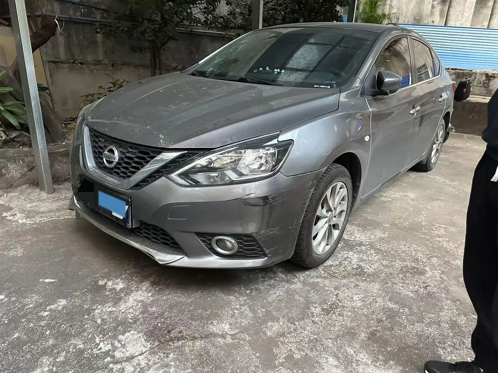 2019 NISSAN SYLPHY view 1