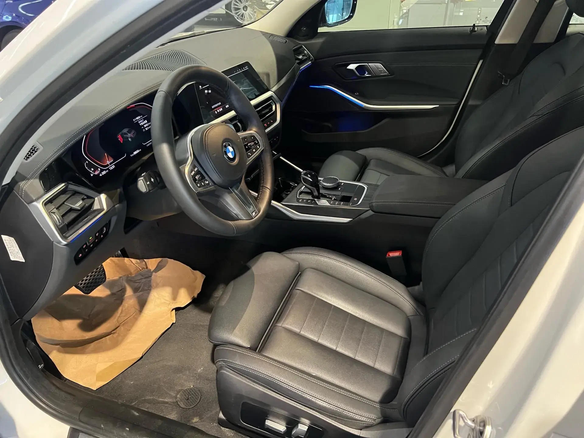 2020 BMW 3 thumbnail 4