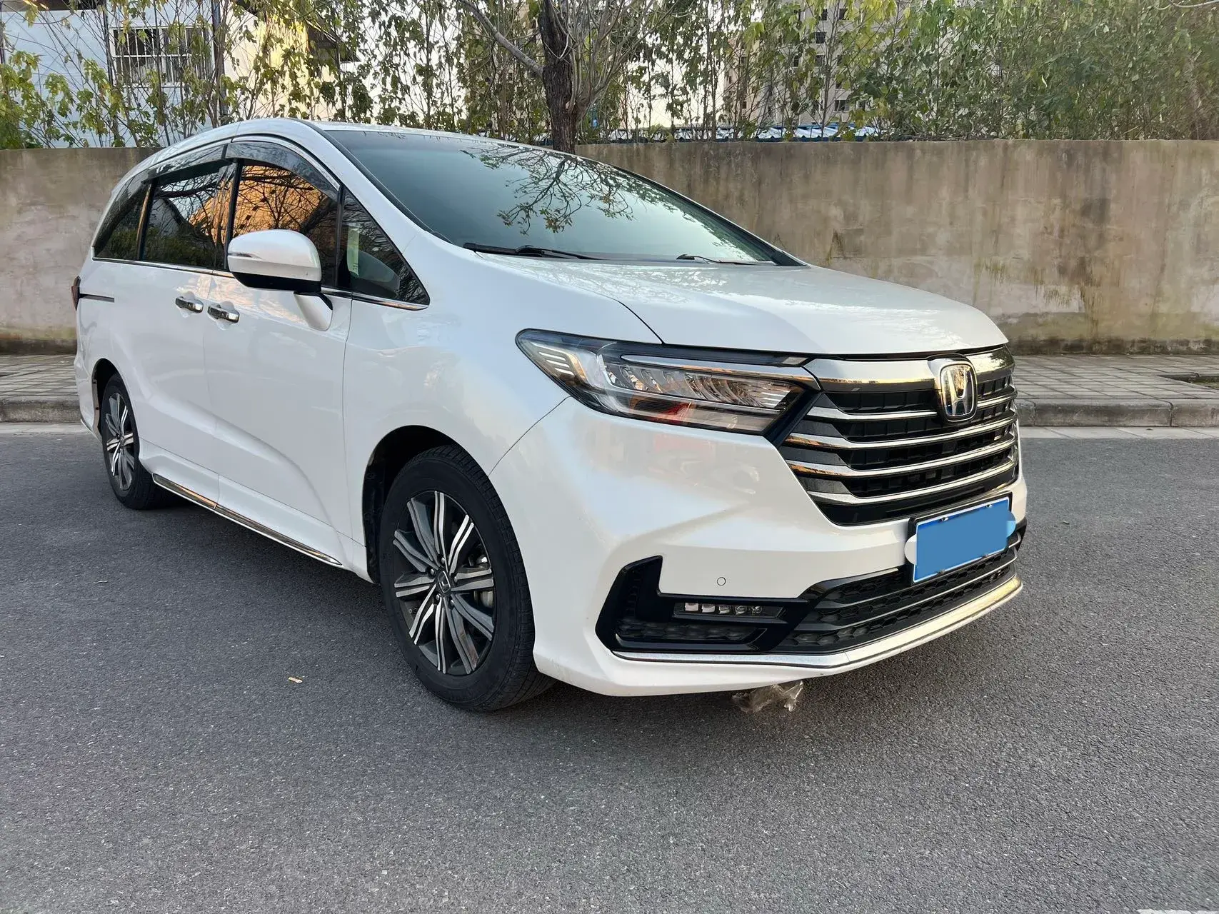 2022 HONDA ODYSSEY thumbnail 3