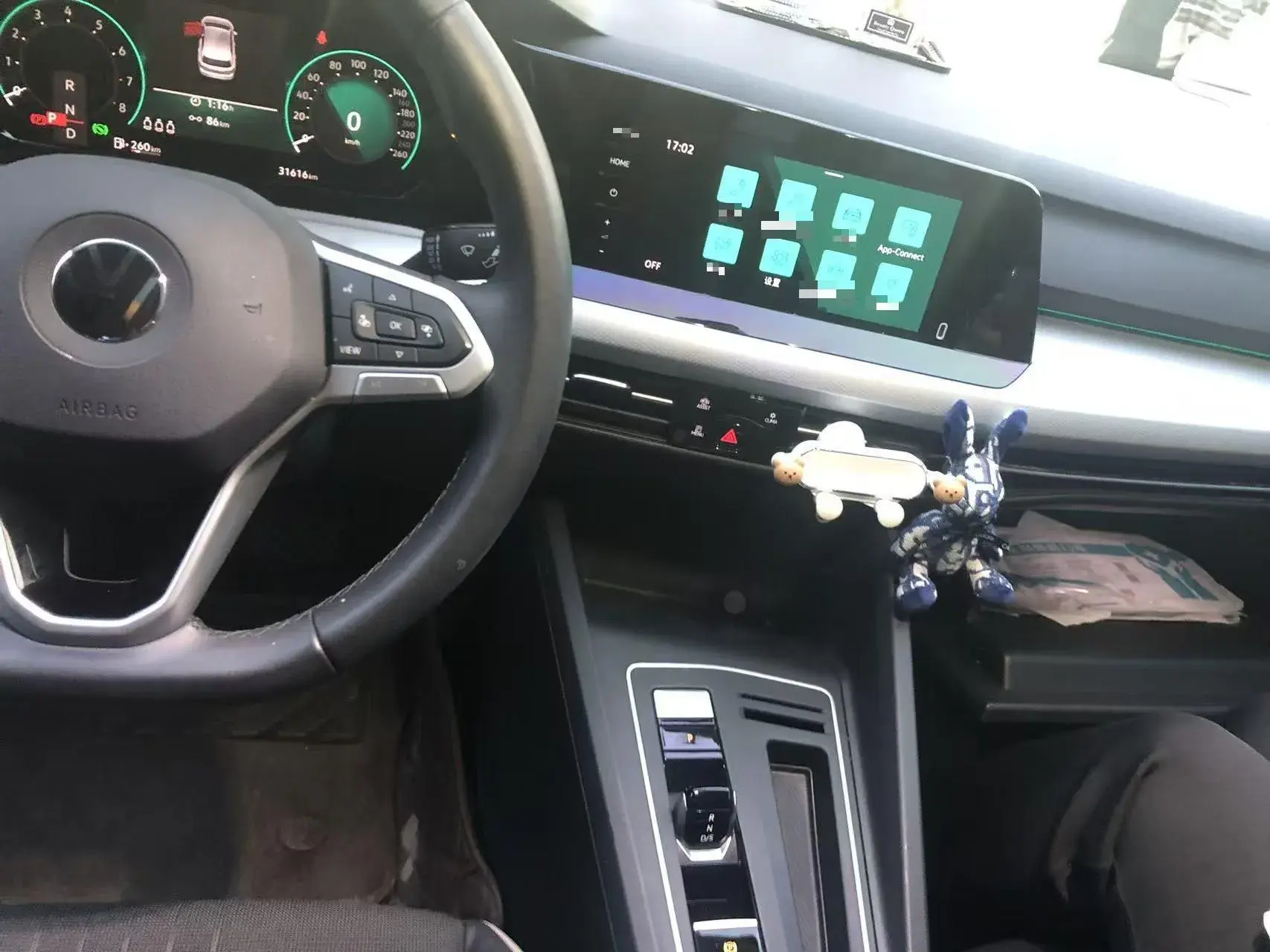 2021 VOLKSWAGEN GOLF thumbnail 3