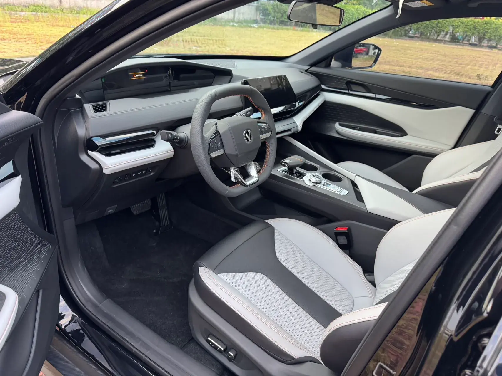 2024 CHANGAN UNI-V thumbnail 4