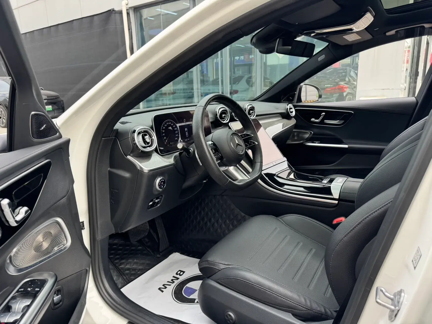 2023 MERCEDES-BENZ C thumbnail 4