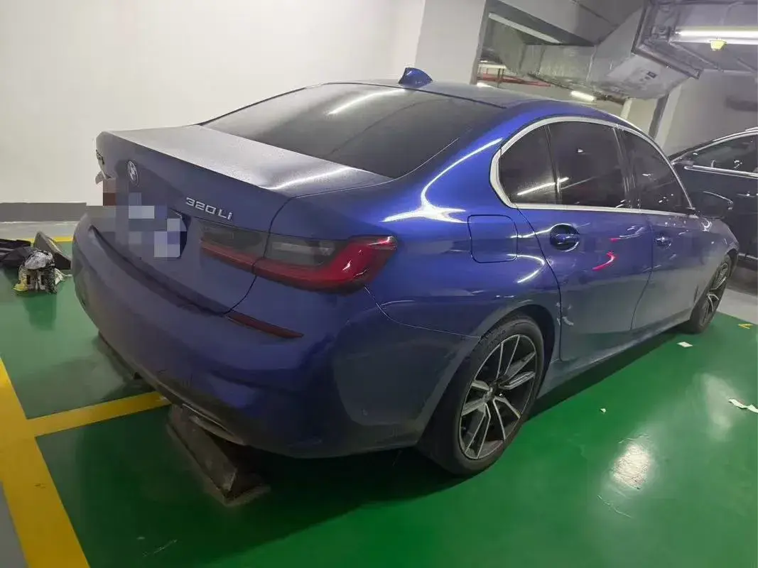 2020 BMW 3 thumbnail 4