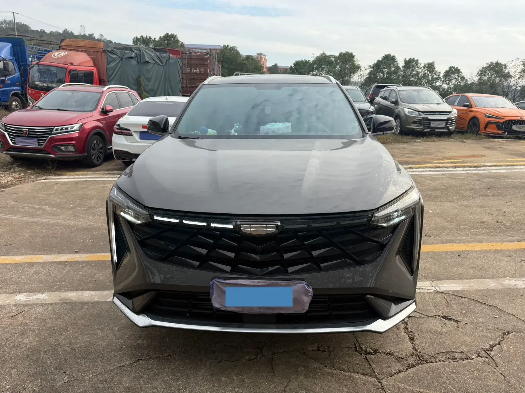 2023 GEELY AZKARRA thumbnail 2