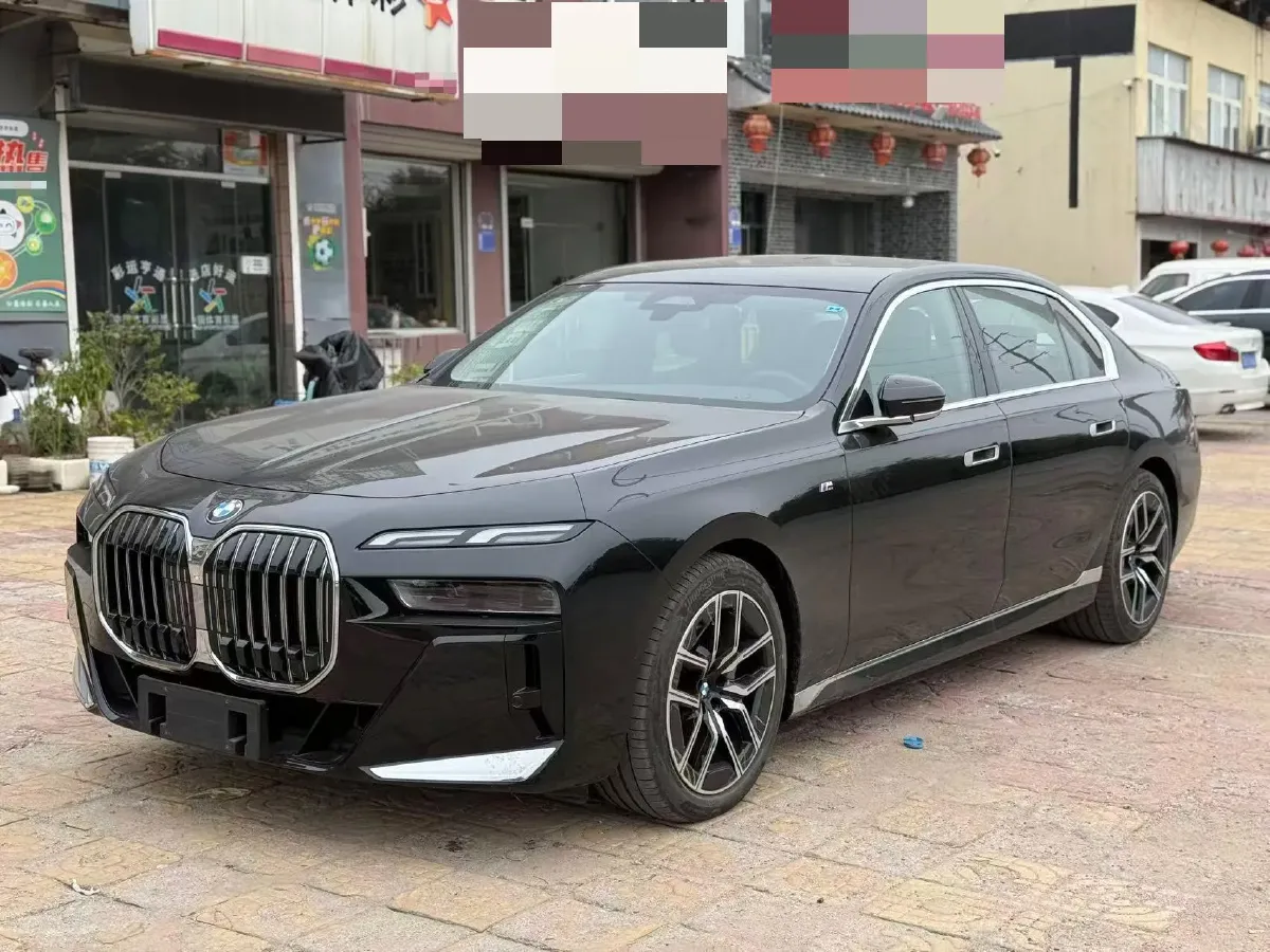 2023 BMW 7 Series 3.0T 272HP L6 8AT,autocango,china used car exporter,china ev exporter,chinese used car exporter,chinese used ev exporter