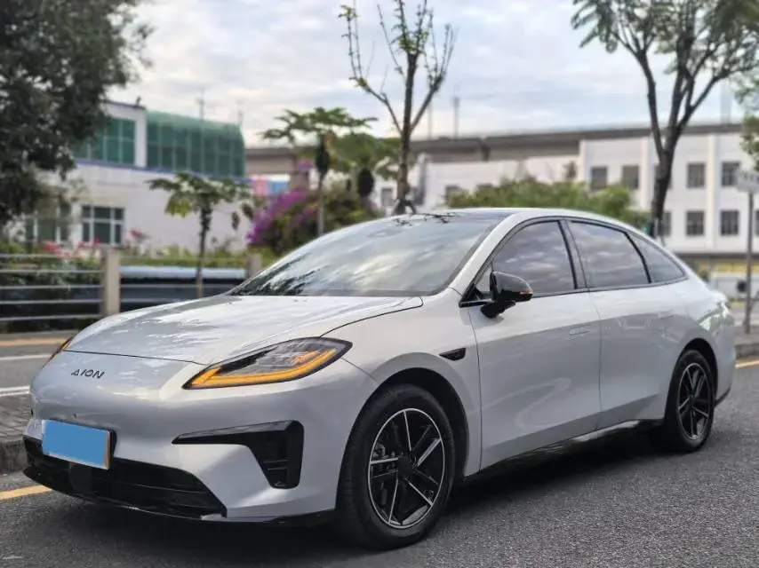 2025 Aion AION RT BEV 68.1KWH