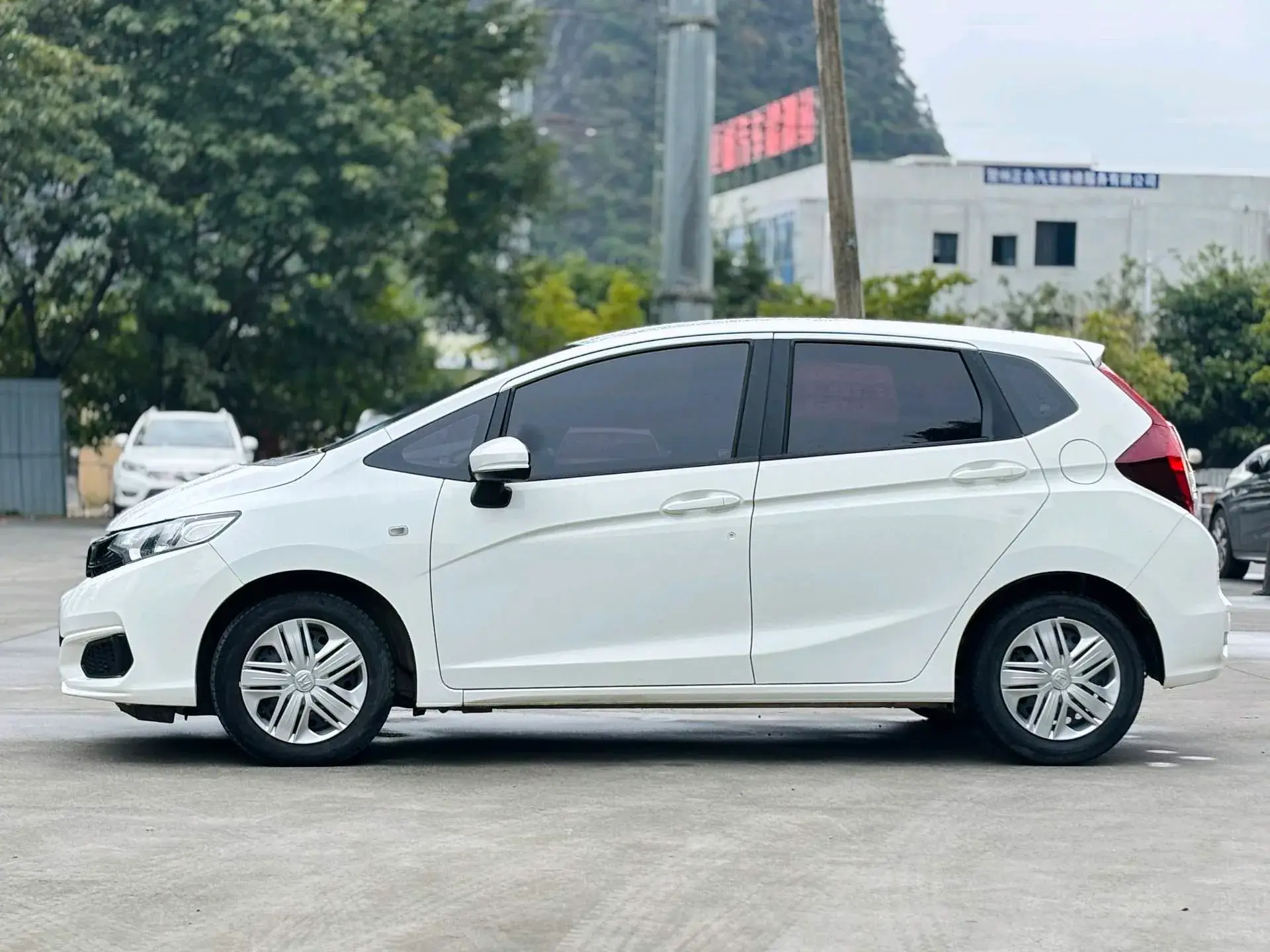 2020 HONDA FIT thumbnail 4