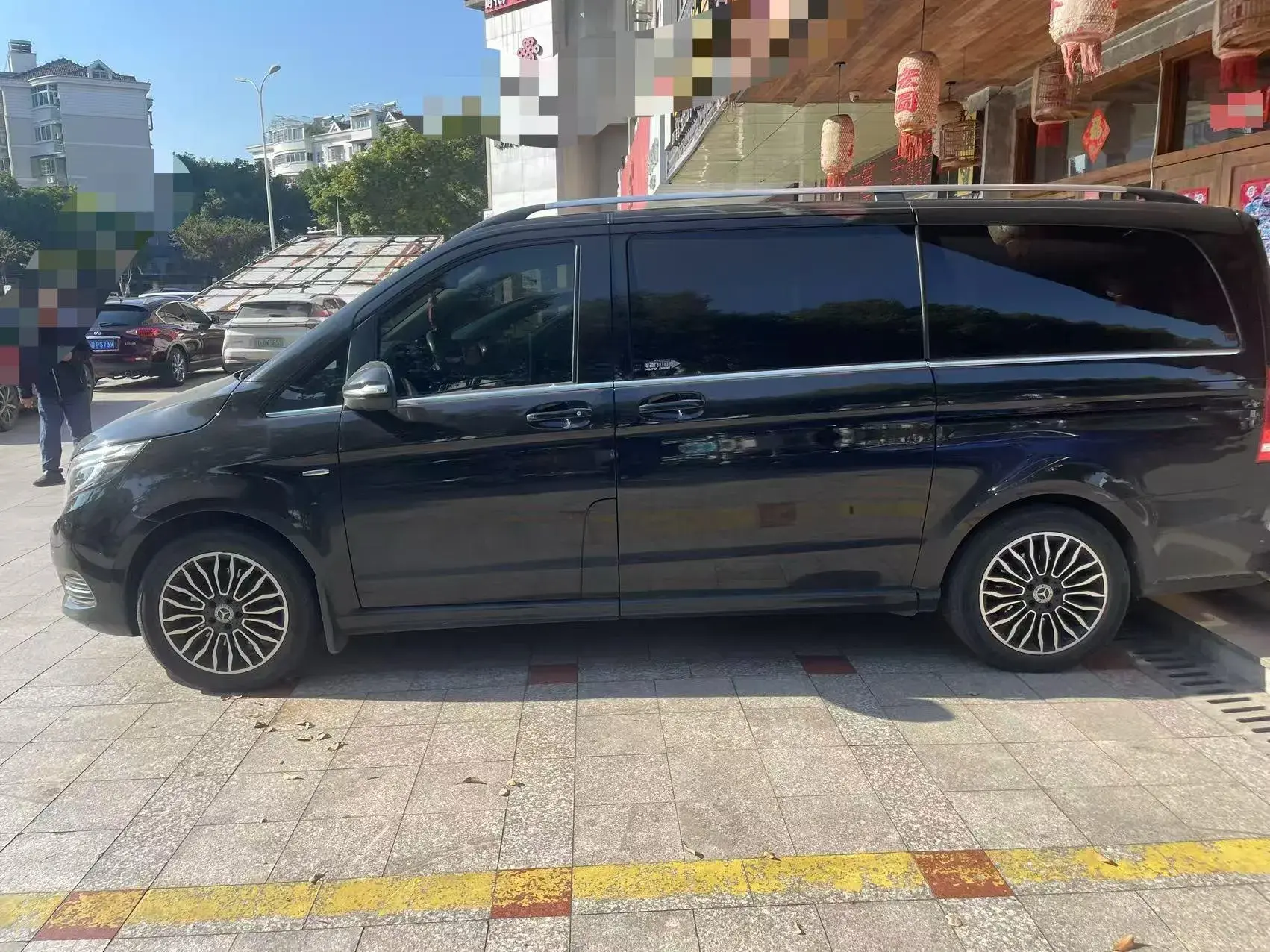 2018 MERCEDES-BENZ V thumbnail 3