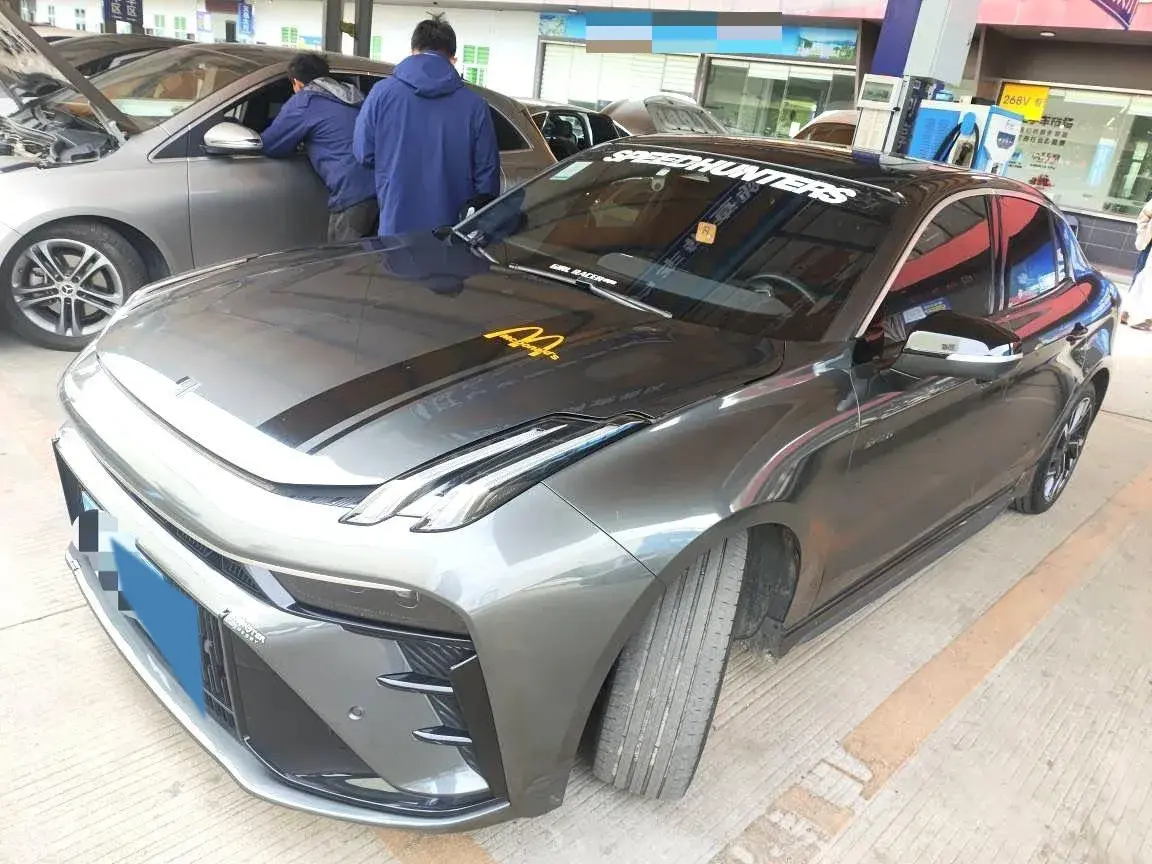 2023 LYNK&CO 03 view 1