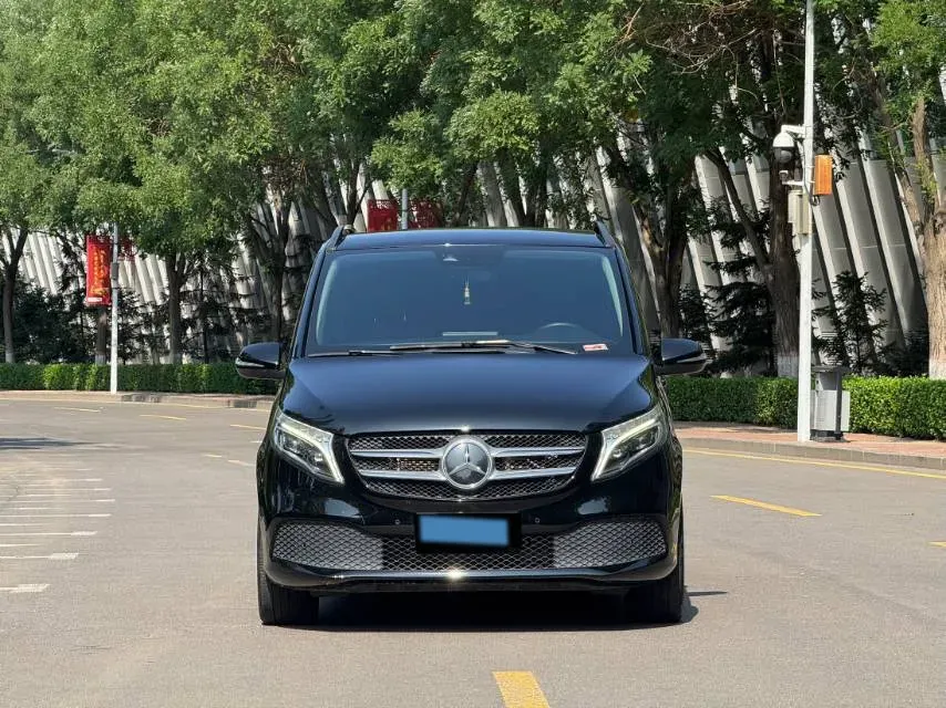 2021 Mercedes-Benz V Class 2.0T 211HP L4 9AT,autocango,china used car exporter,china ev exporter,chinese used car exporter,chinese used ev exporter