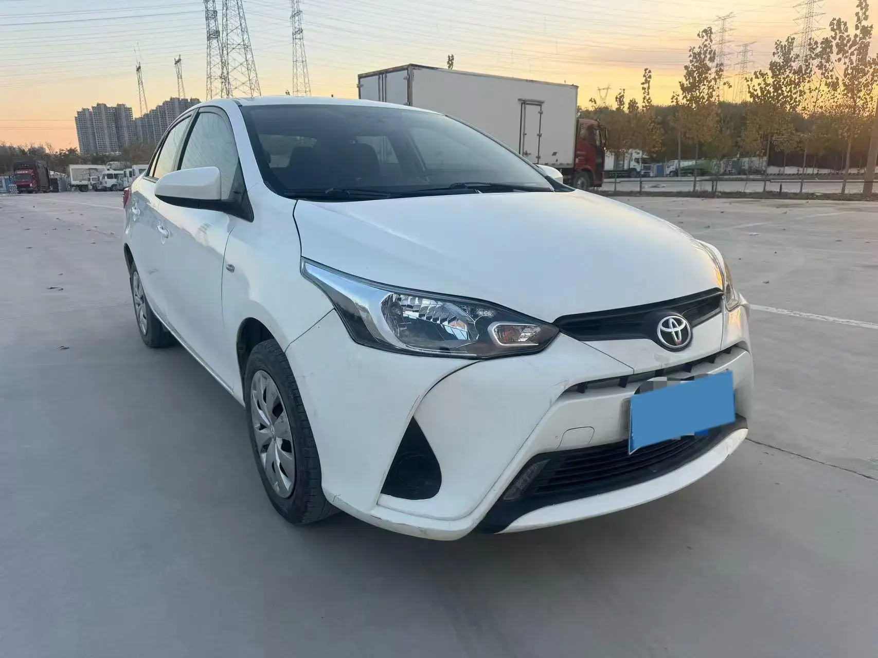 2021 TOYOTA YARIS thumbnail 2
