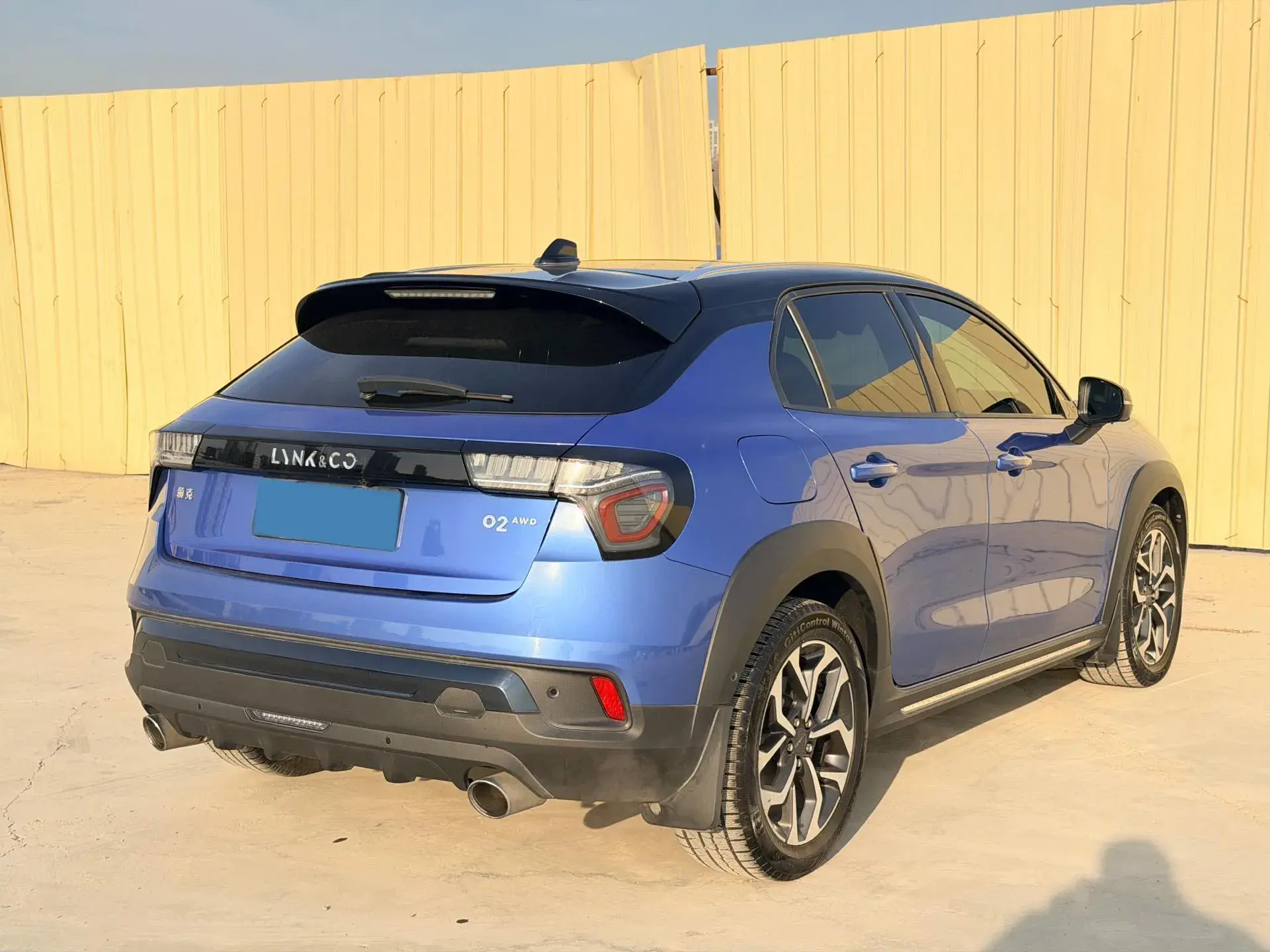 2018 LYNK&CO 02 thumbnail 4