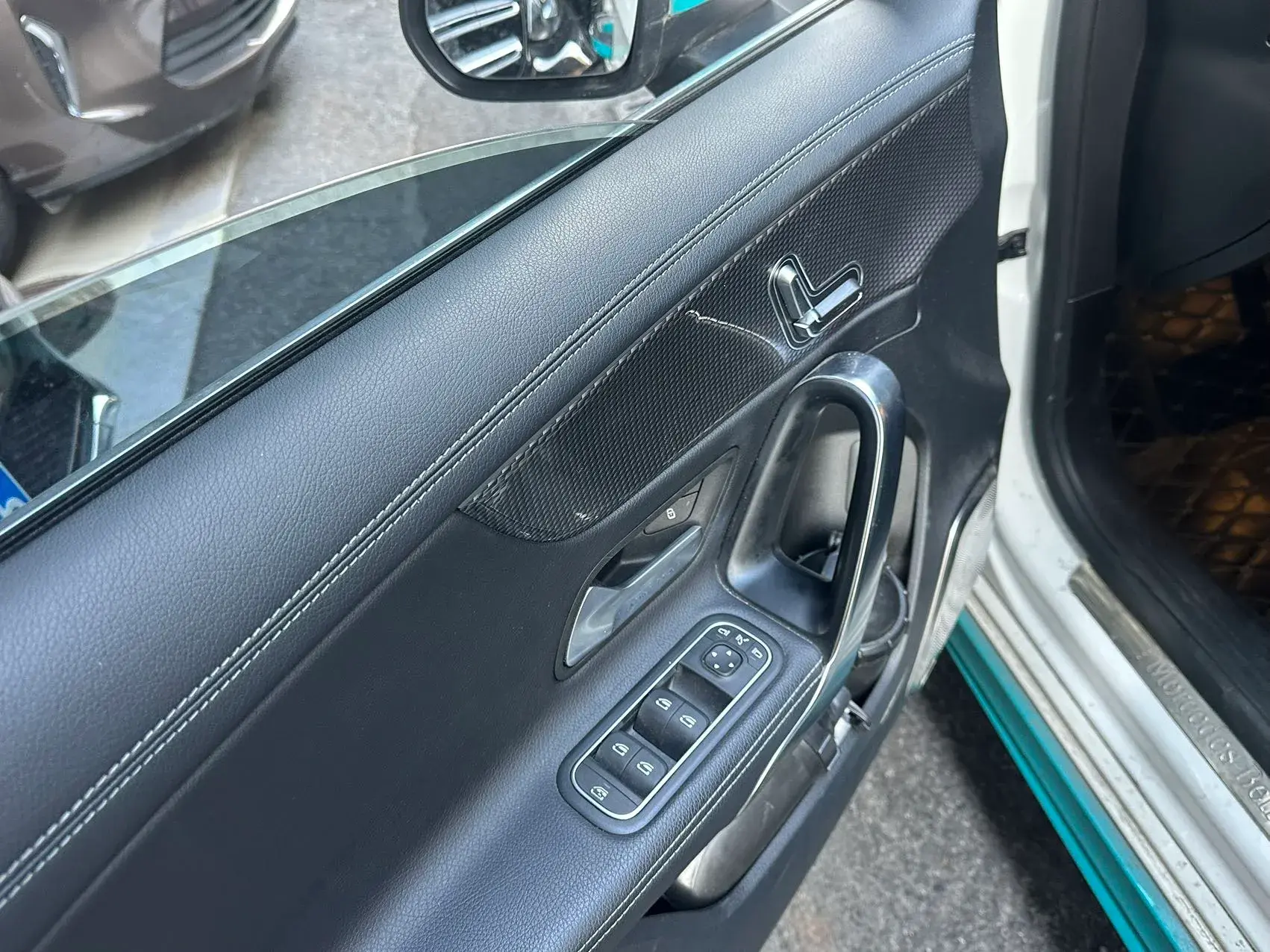 2022 MERCEDES-BENZ A thumbnail 4