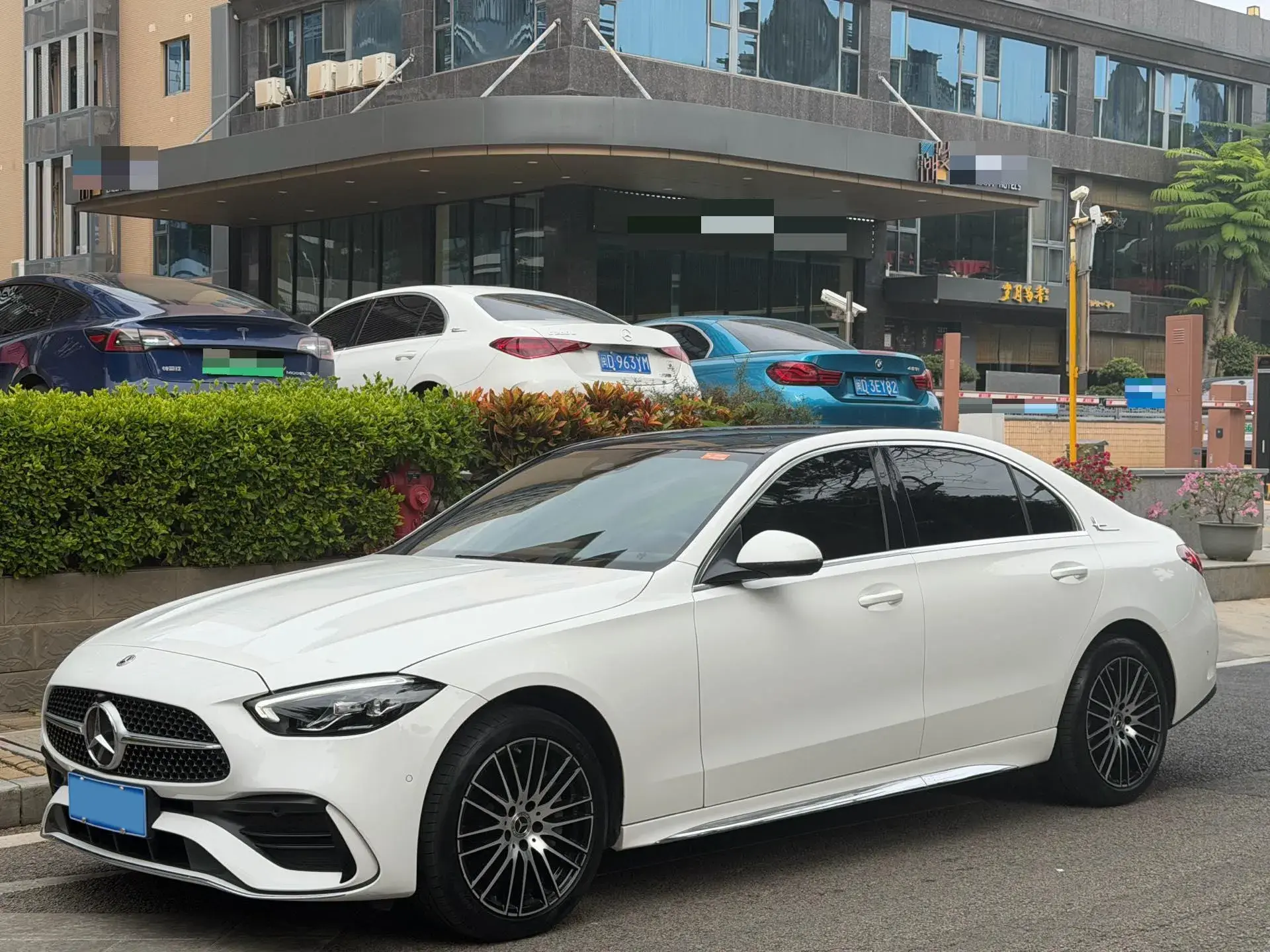 2022 MERCEDES-BENZ C view 1