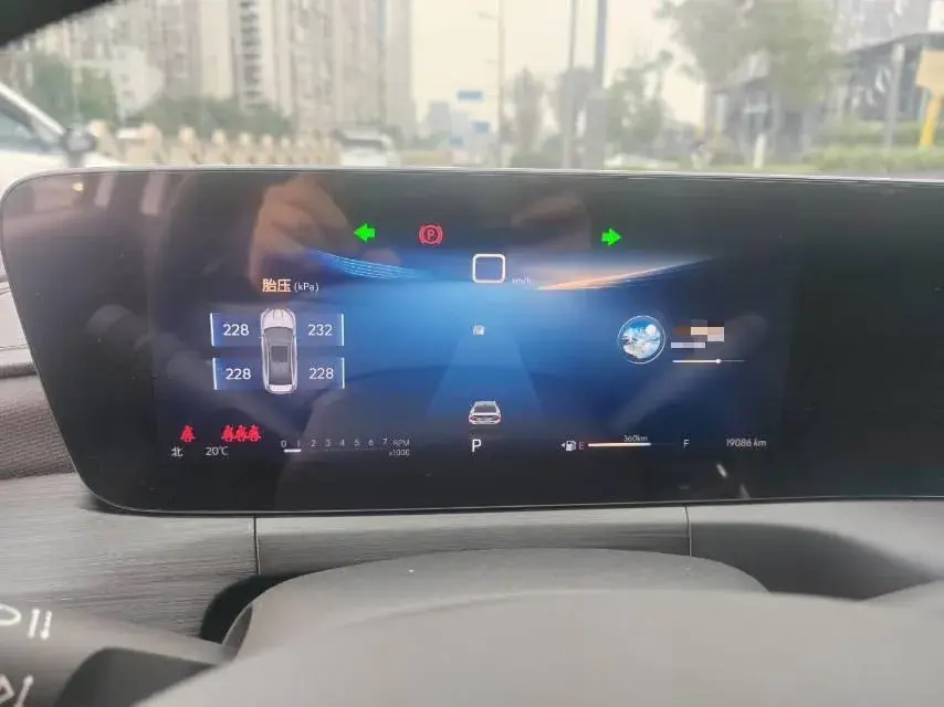 2023 BUICK VERANO thumbnail 4