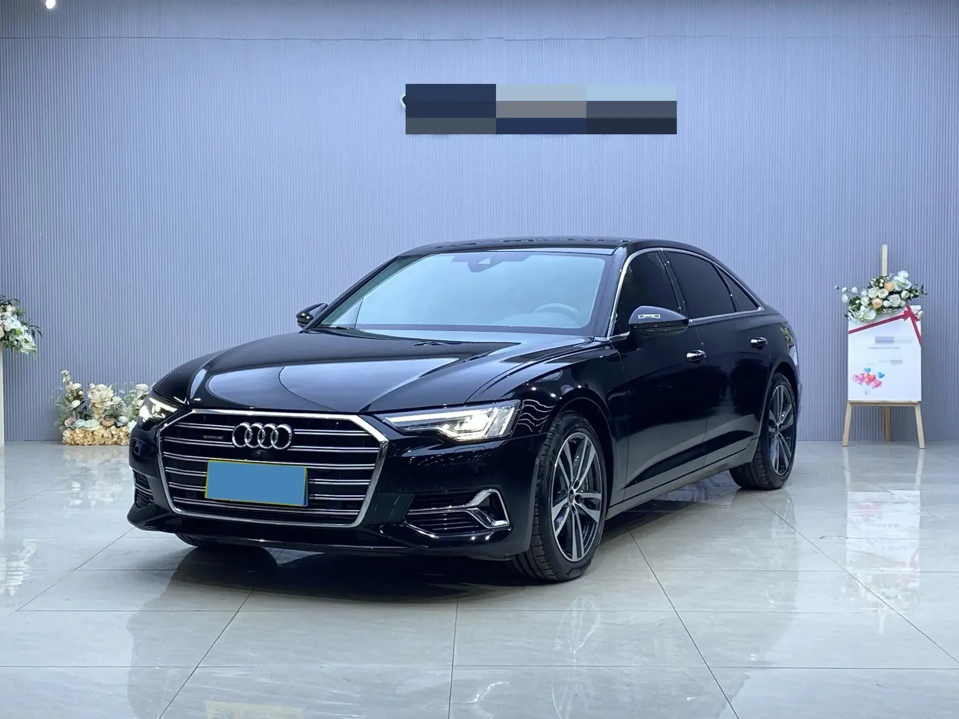2023 AUDI A6L view 1