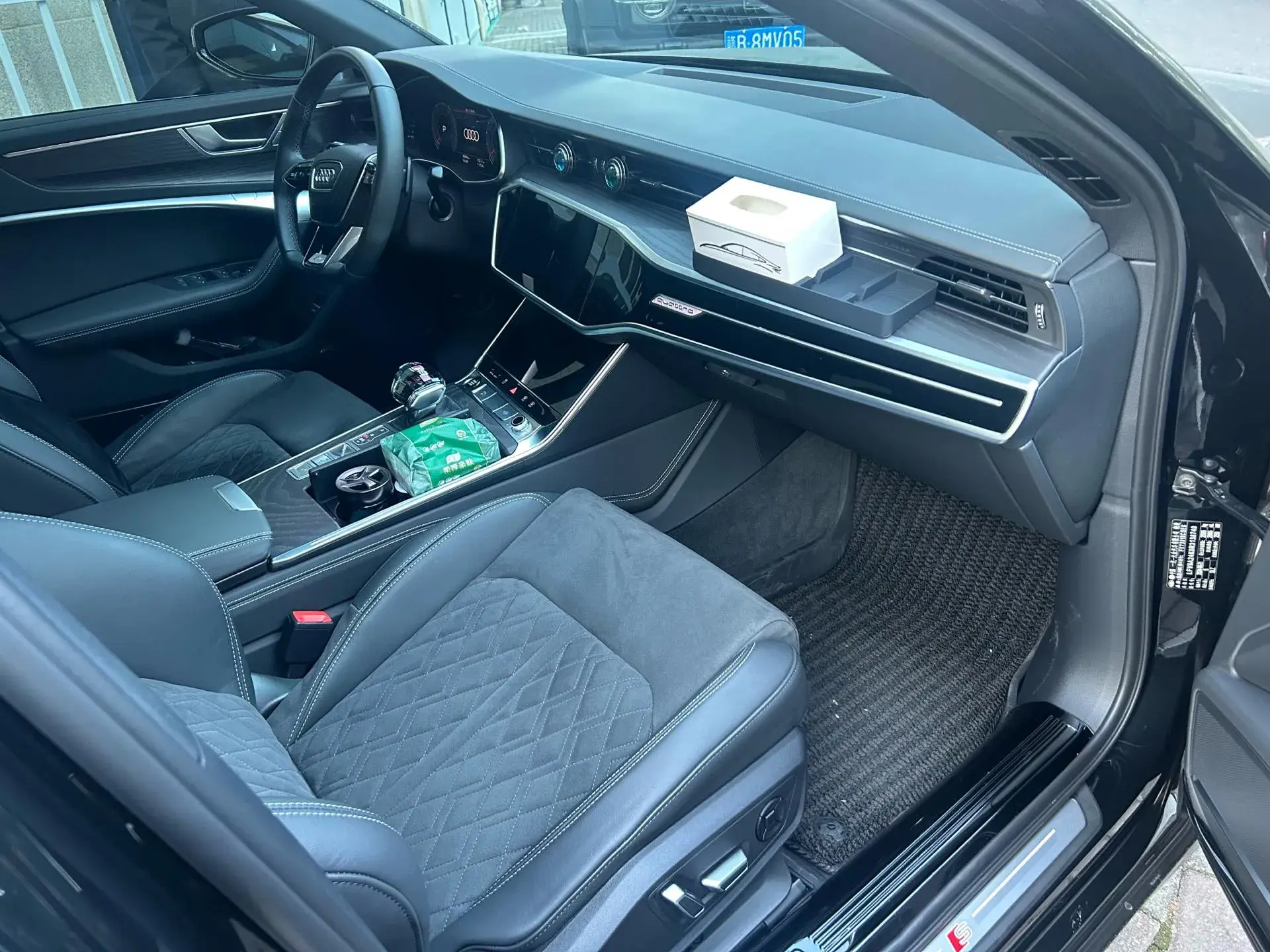 2025 AUDI A6L thumbnail 4