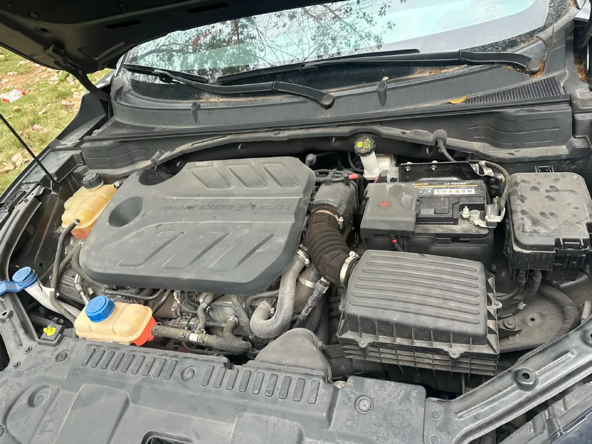 2020 ChangAn UNI-T 1.5T 180HP L4 7DCT,autocango,china used car exporter,china ev exporter,chinese used car exporter,chinese used ev exporter